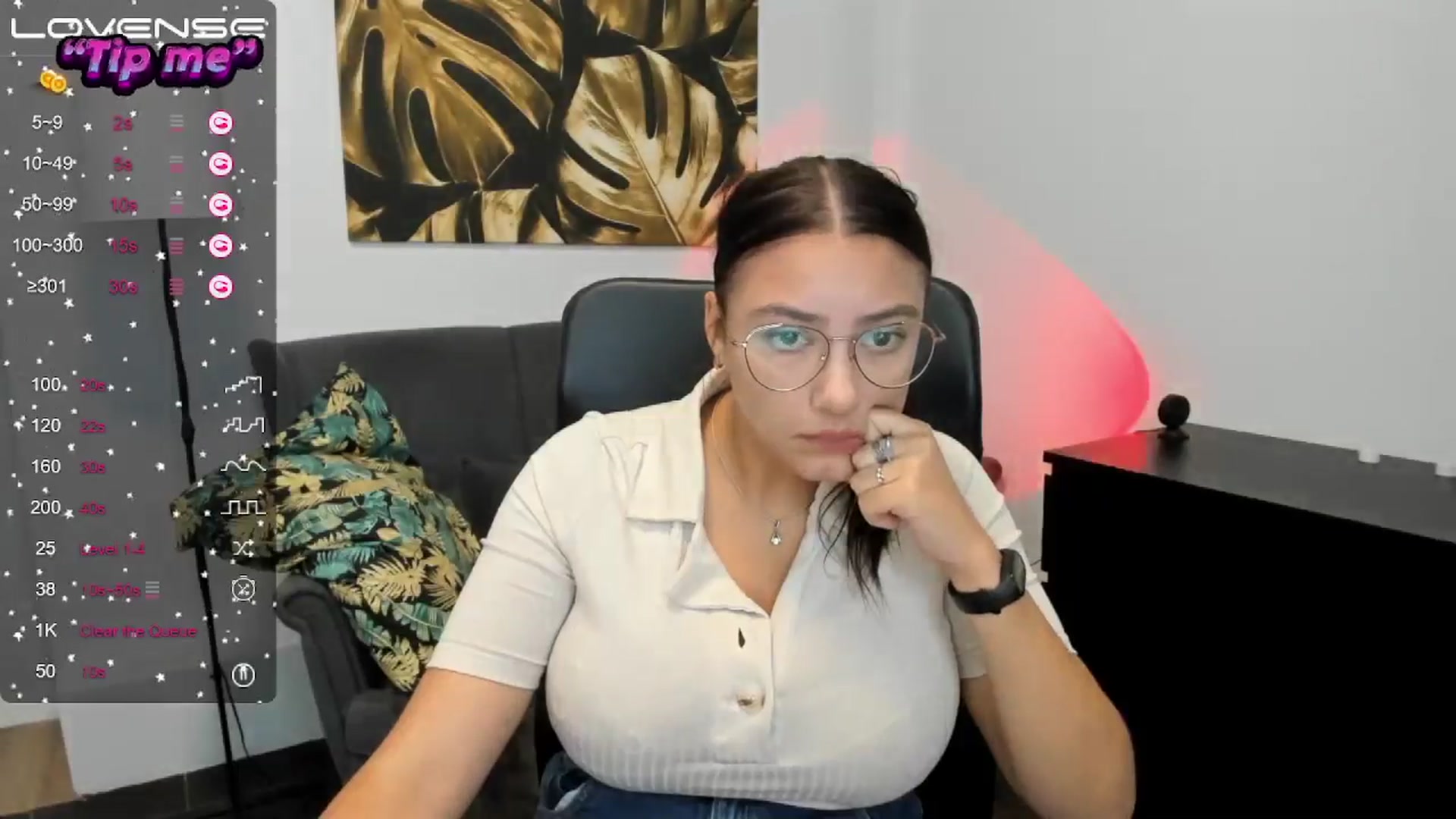 Gallery image thumbnail from SunfLowerr's myfreecams stream on, 09/21/2024, 17:02 image 12 of 20