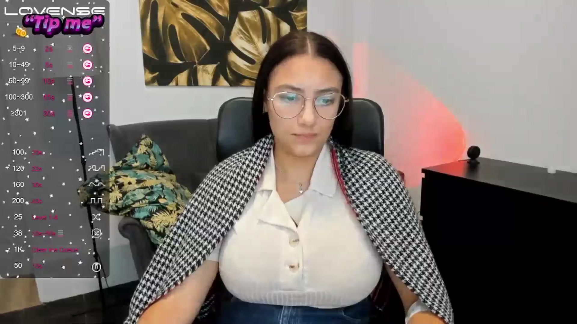 Gallery image thumbnail from SunfLowerr's myfreecams stream on, 09/21/2024, 19:57 image 6 of 20