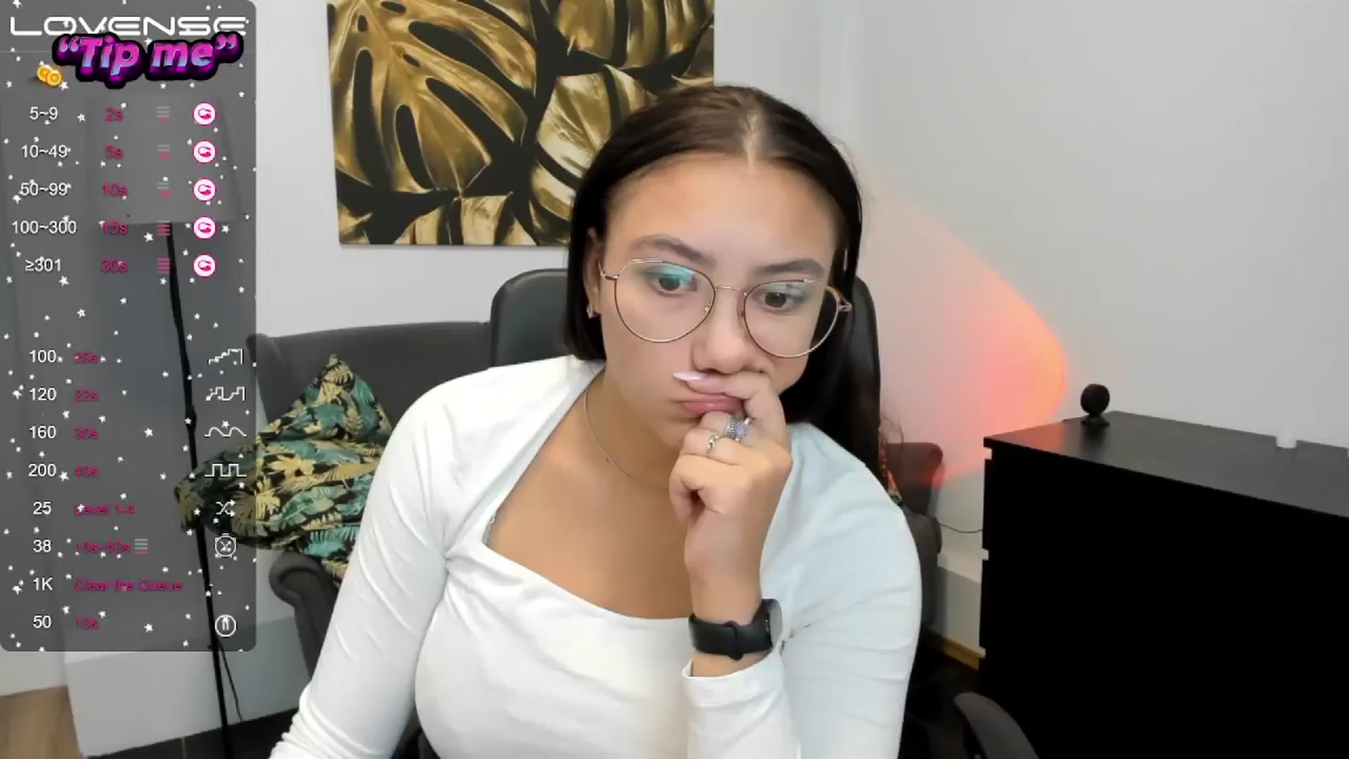 Gallery image thumbnail from SunfLowerr's myfreecams stream on, 09/22/2024, 13:27 image 1 of 20