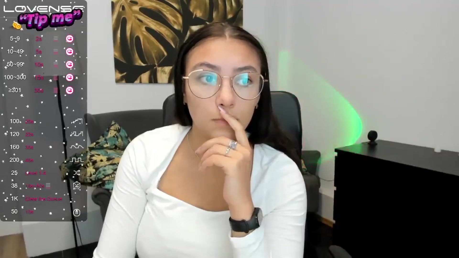 Gallery image thumbnail from SunfLowerr's myfreecams stream on, 09/22/2024, 13:27 image 9 of 20