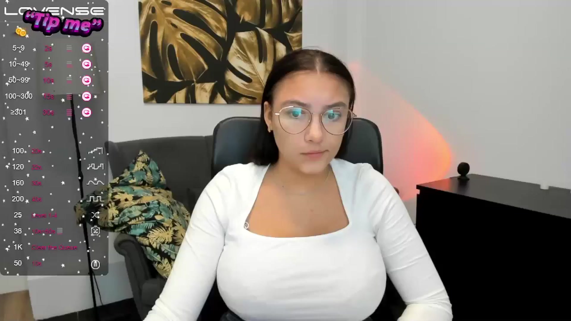 Gallery image thumbnail from SunfLowerr's myfreecams stream on, 09/22/2024, 14:09 image 11 of 20