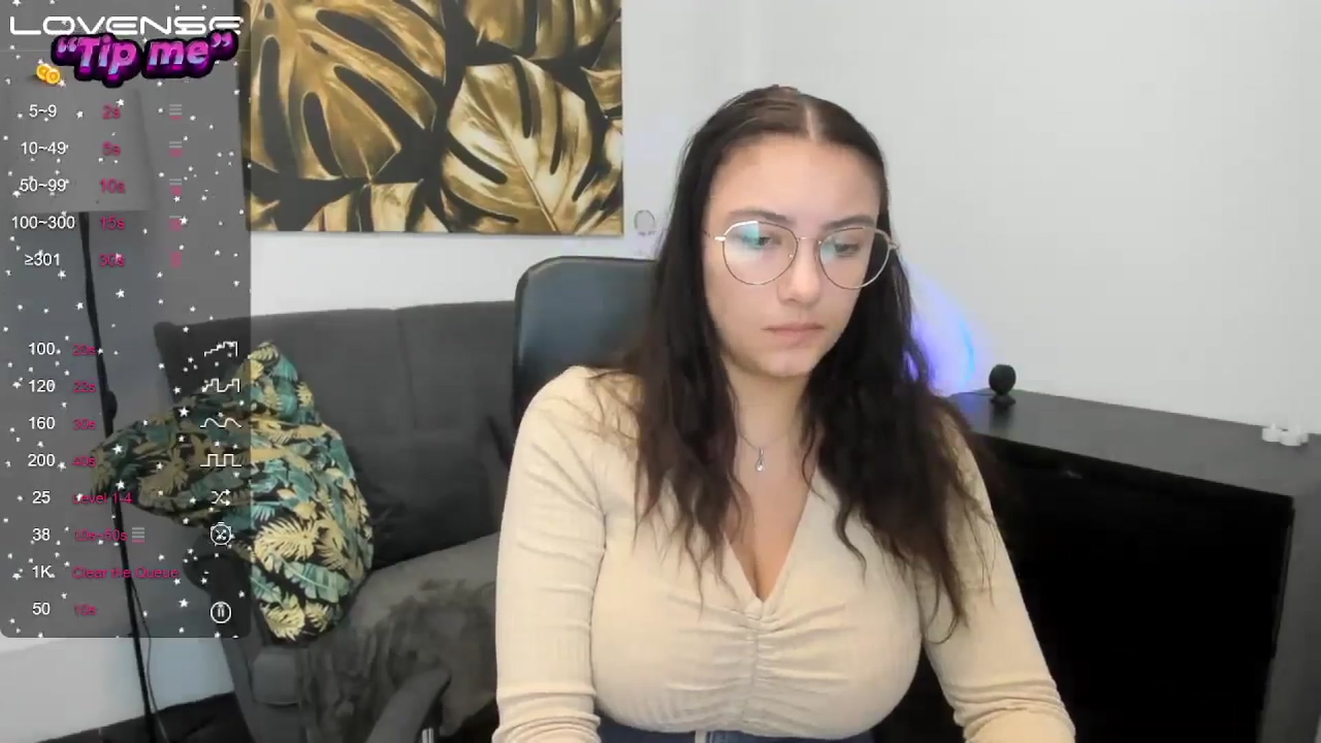 Gallery image thumbnail from SunfLowerr's myfreecams stream on, 09/23/2024, 14:08 image 20 of 20