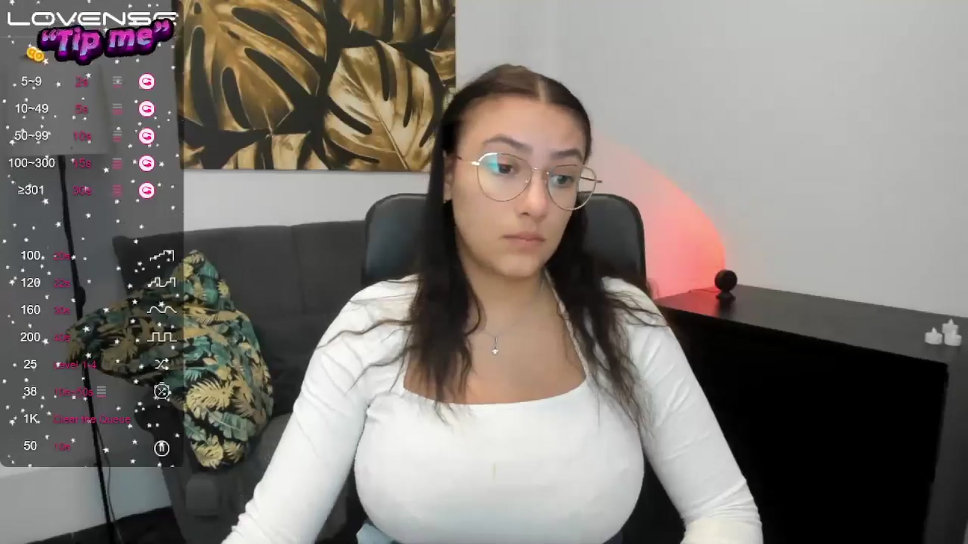 Gallery image thumbnail from SunfLowerr's myfreecams stream on, 09/23/2024, 16:13 image 6 of 20