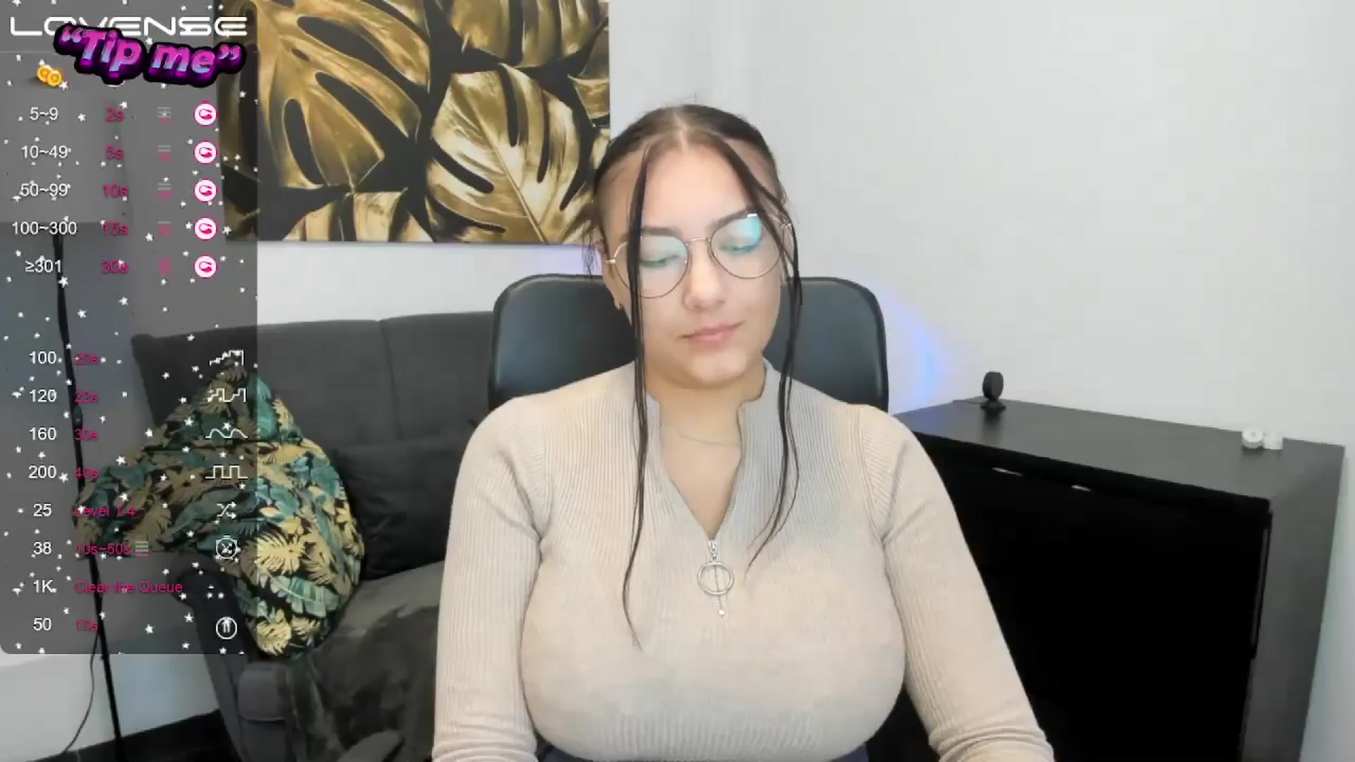 Gallery image thumbnail from SunfLowerr's myfreecams stream on, 09/26/2024, 12:50 image 13 of 20