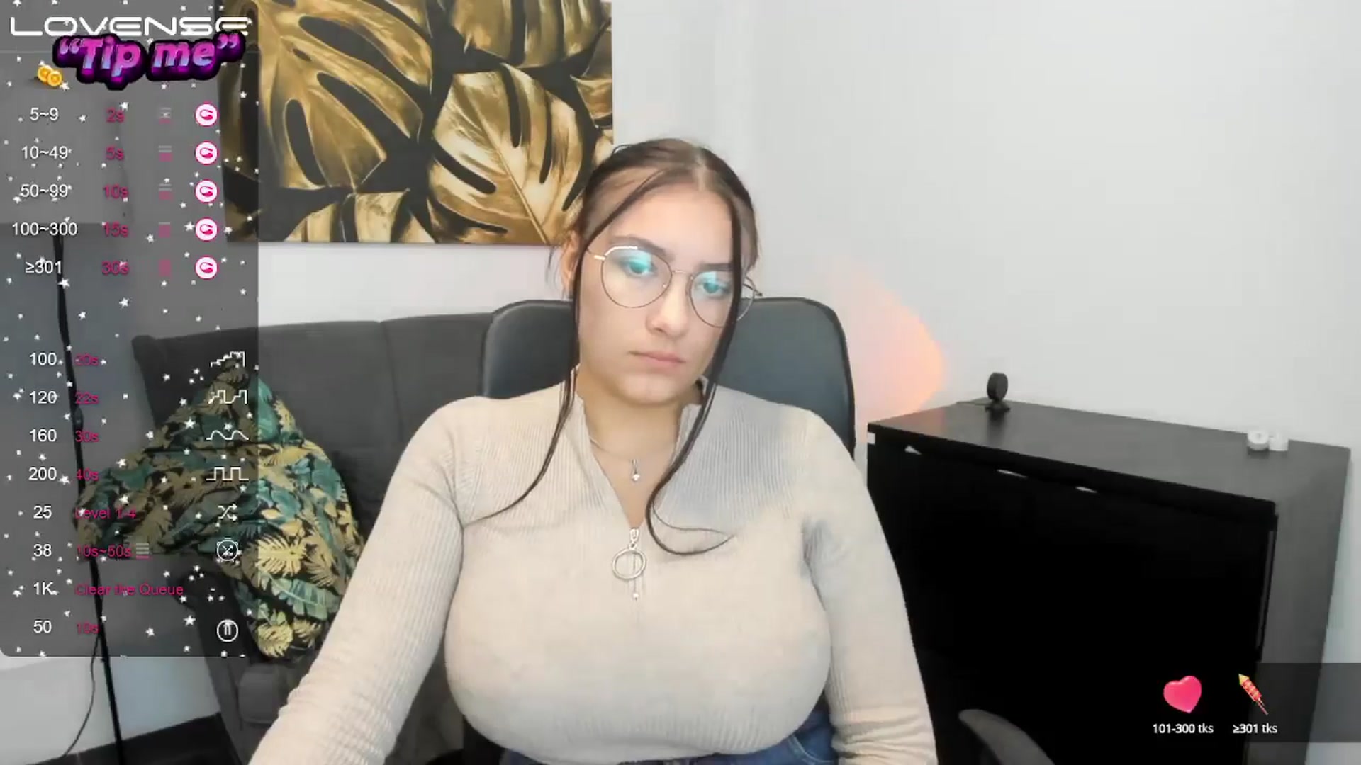 Gallery image thumbnail from SunfLowerr's myfreecams stream on, 09/26/2024, 12:50 image 19 of 20