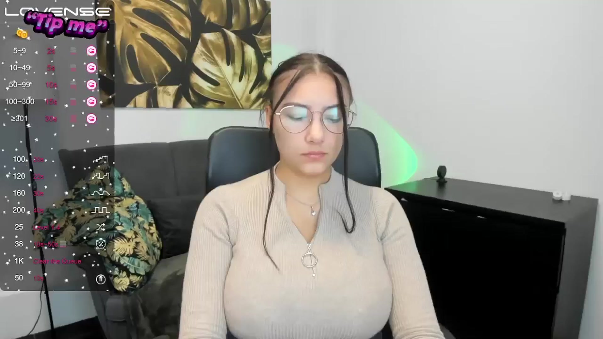 Gallery image thumbnail from SunfLowerr's myfreecams stream on, 09/26/2024, 12:50 image 3 of 20