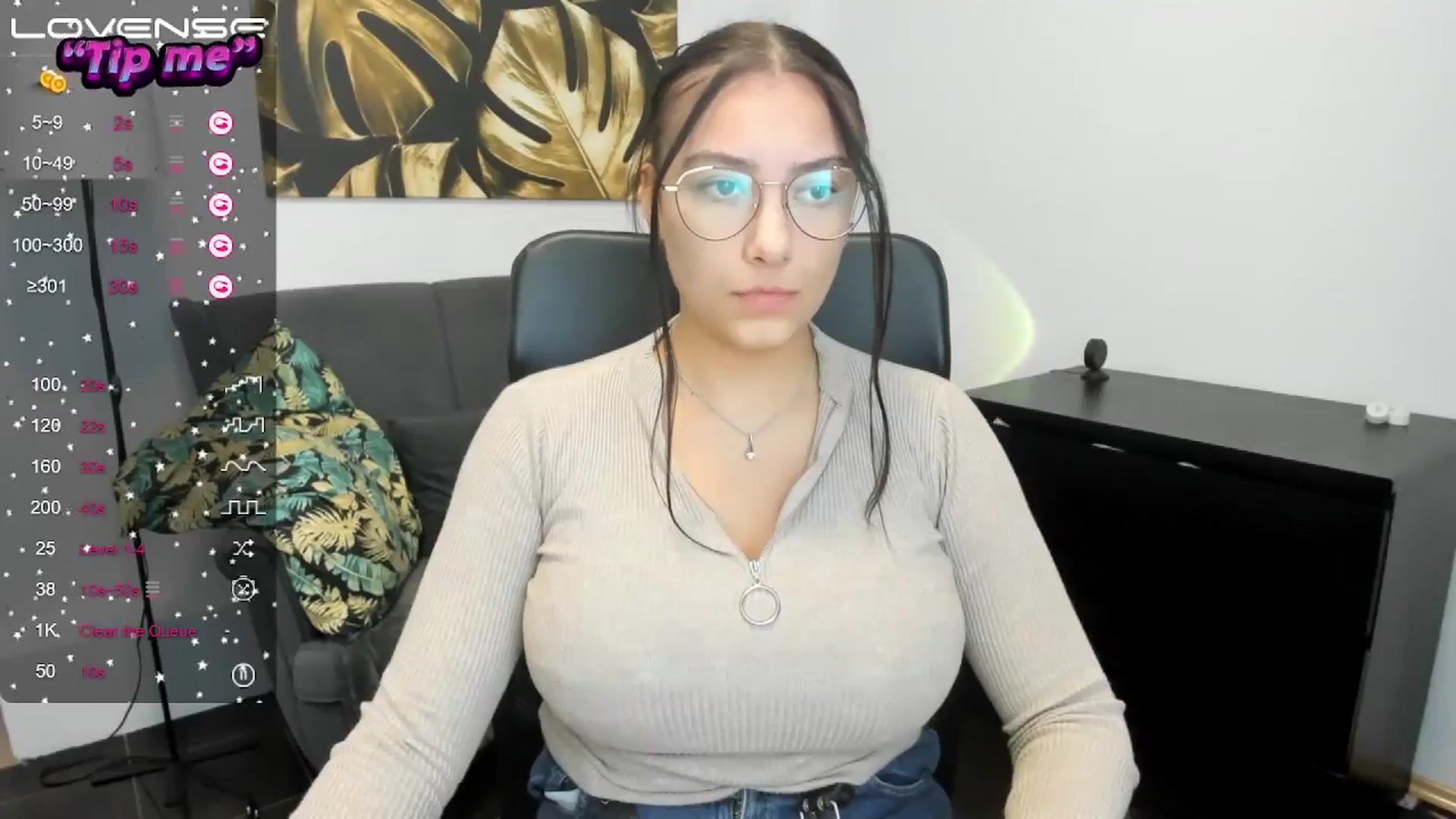 Gallery image thumbnail from SunfLowerr's myfreecams stream on, 09/26/2024, 14:19 image 6 of 20