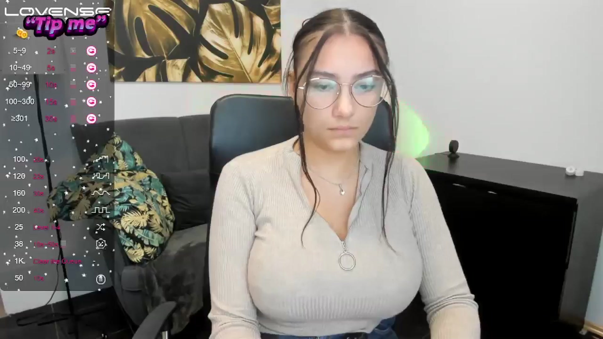 Gallery image thumbnail from SunfLowerr's myfreecams stream on, 09/26/2024, 14:19 image 18 of 20