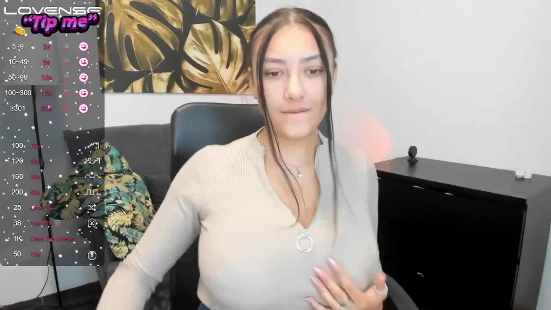 Gallery image thumbnail from SunfLowerr's myfreecams stream on, 09/26/2024, 17:03 image 7 of 20