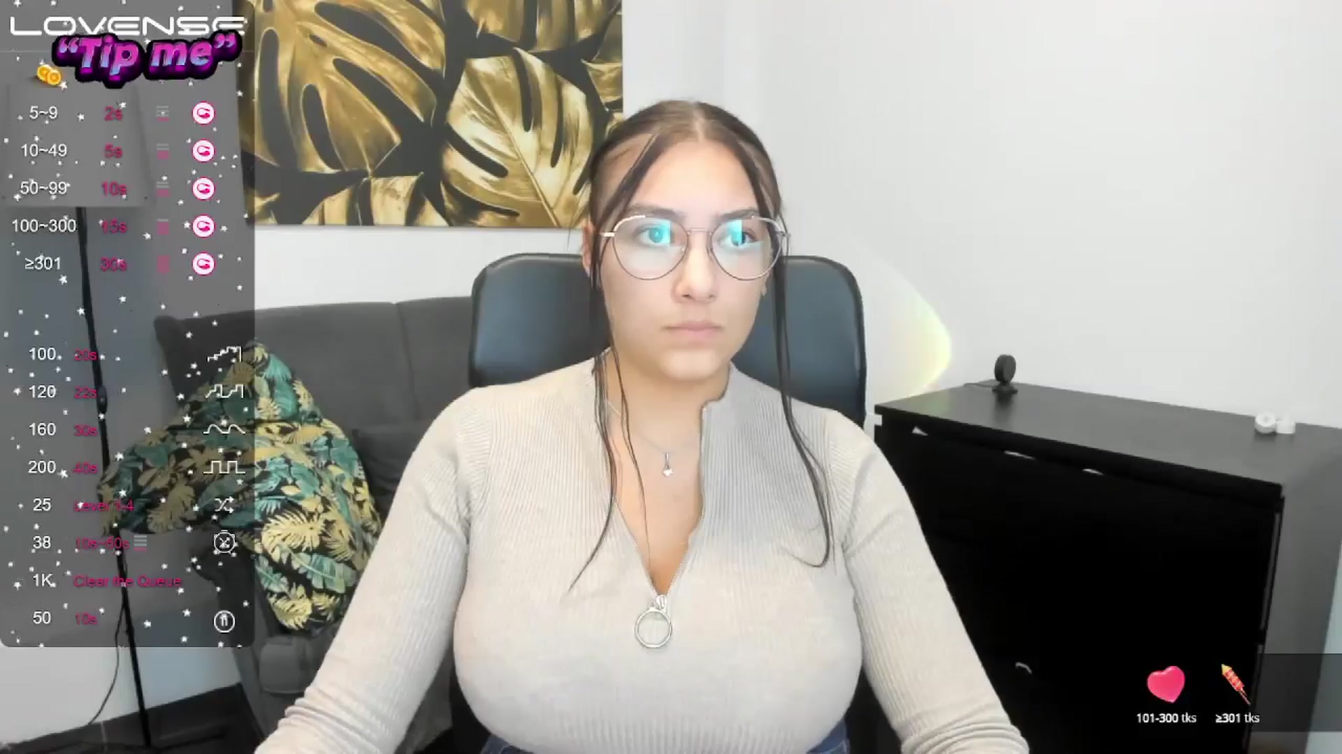 Gallery image thumbnail from SunfLowerr's myfreecams stream on, 09/26/2024, 17:03 image 12 of 20