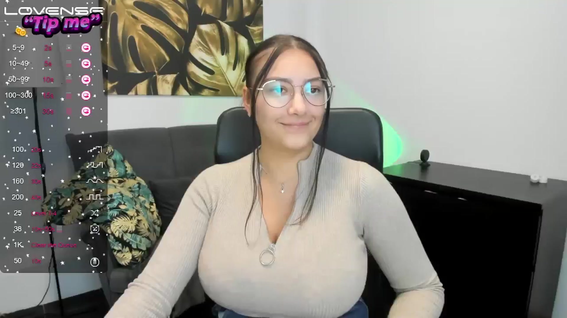 Gallery image thumbnail from SunfLowerr's myfreecams stream on, 09/26/2024, 17:03 image 9 of 20