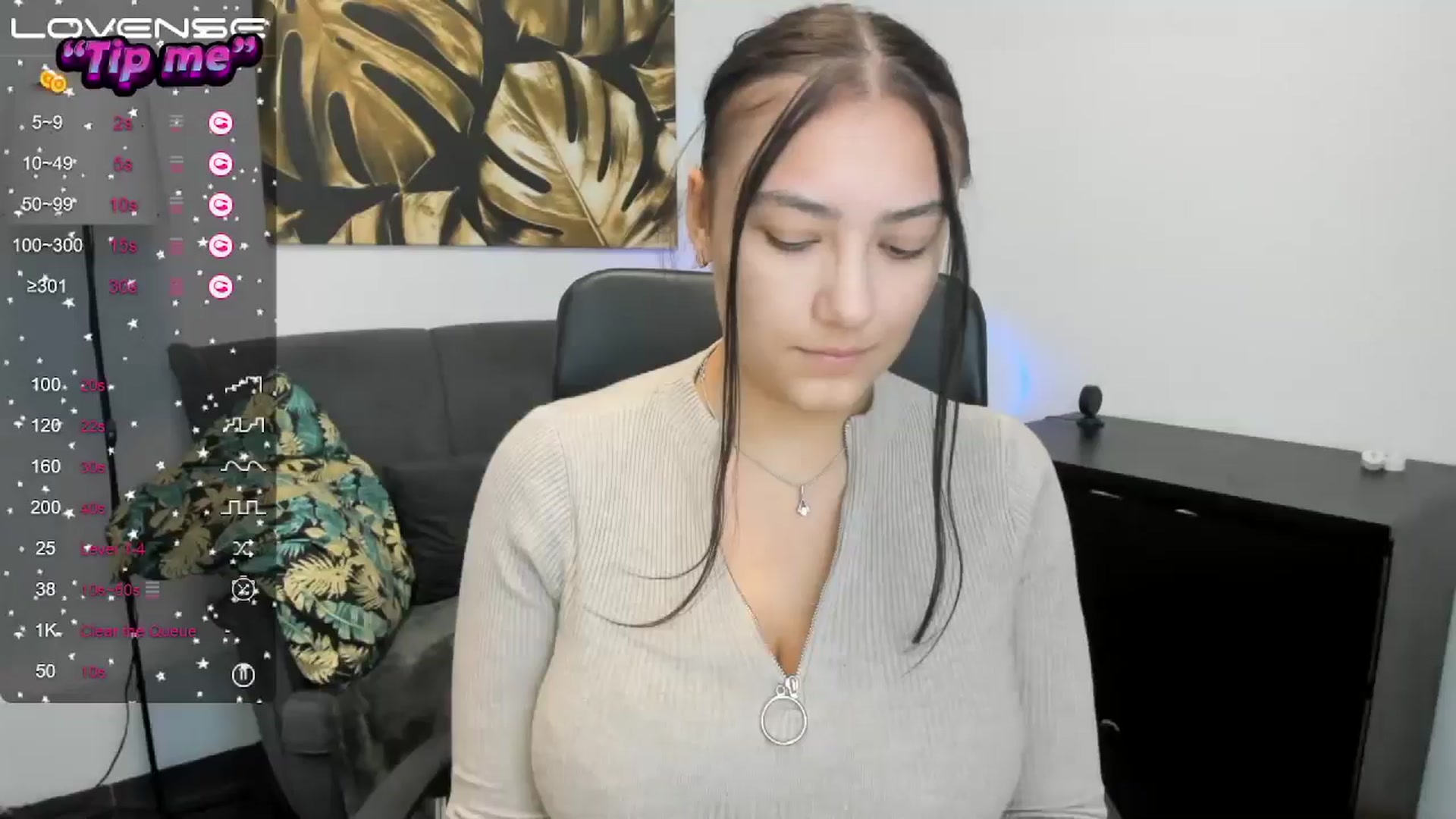 Gallery image thumbnail from SunfLowerr's myfreecams stream on, 09/26/2024, 17:03 image 6 of 20