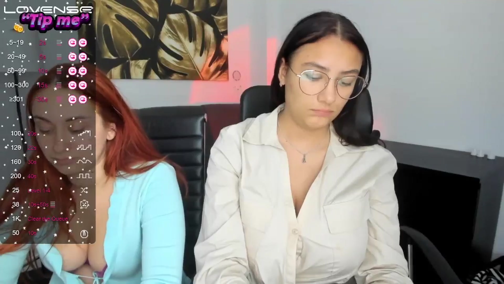 Gallery image thumbnail from SunfLowerr's myfreecams stream on, 09/27/2024, 18:02 image 13 of 20