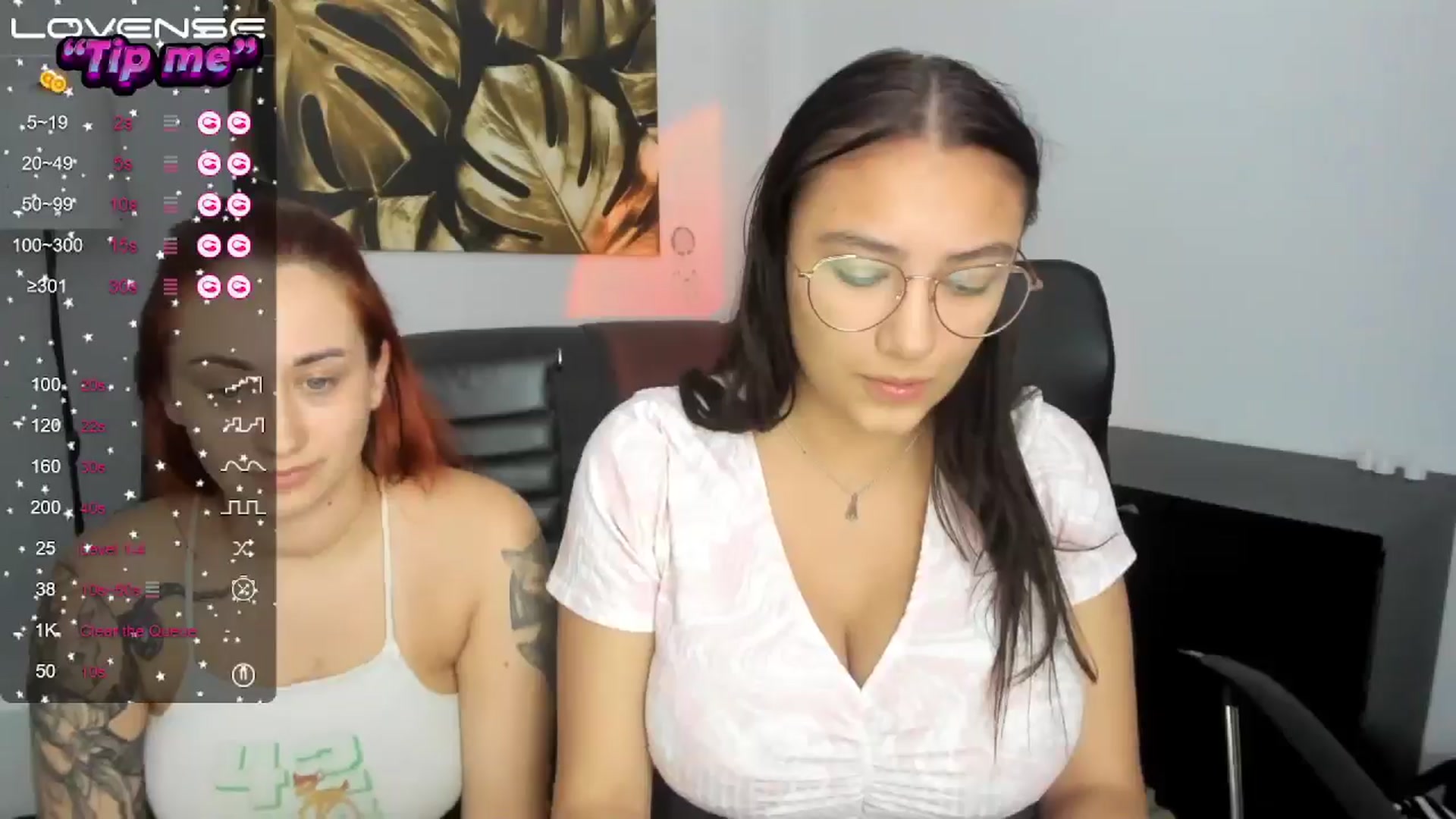 Gallery image thumbnail from SunfLowerr's myfreecams stream on, 09/27/2024, 19:14 image 2 of 20