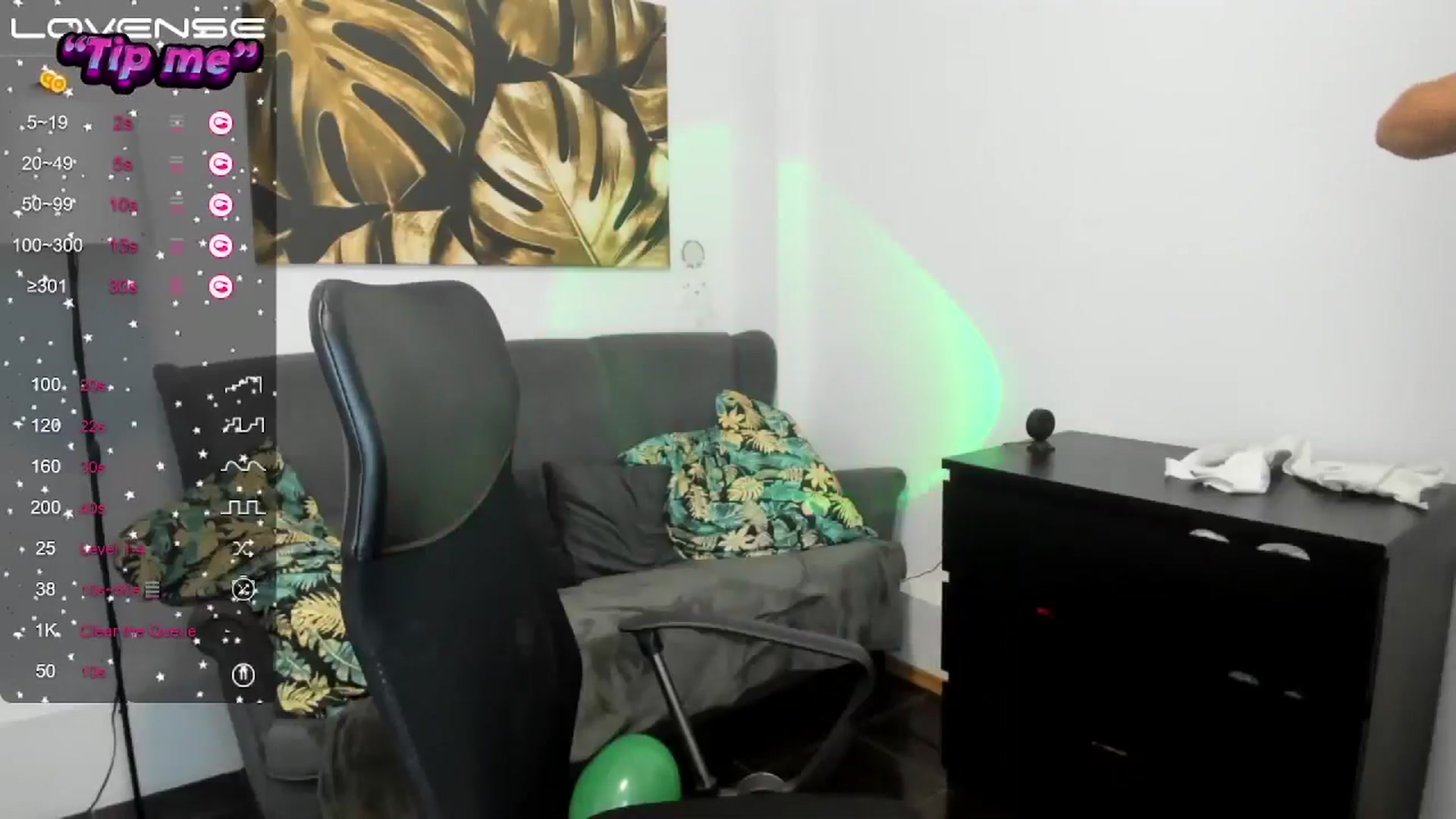 Gallery image thumbnail from SunfLowerr's myfreecams stream on, 09/28/2024, 18:50 image 17 of 20
