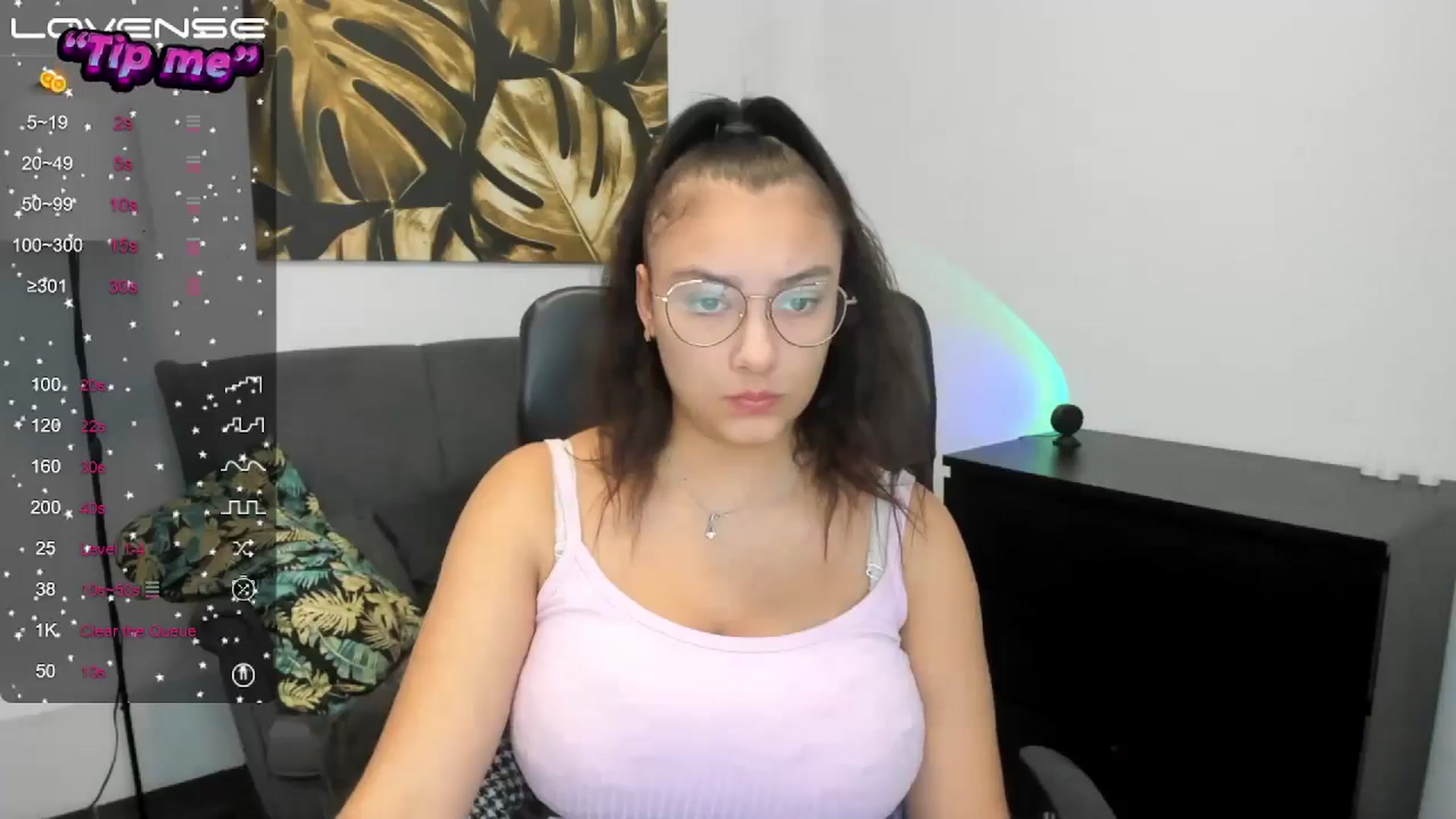 Gallery image thumbnail from SunfLowerr's myfreecams stream on, 09/29/2024, 16:46 image 4 of 20