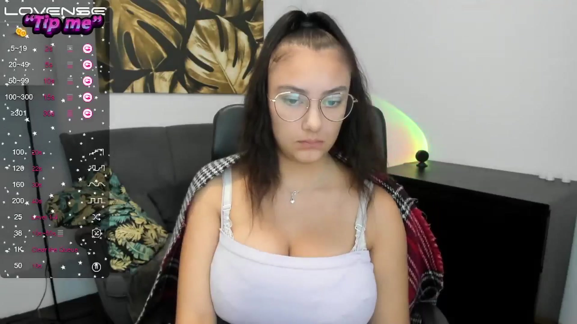 Gallery image thumbnail from SunfLowerr's myfreecams stream on, 09/29/2024, 17:13 image 19 of 20
