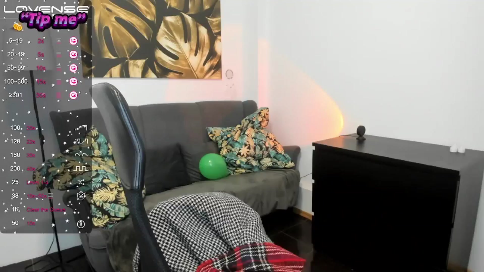 Gallery image thumbnail from SunfLowerr's myfreecams stream on, 09/30/2024, 13:33 image 18 of 20