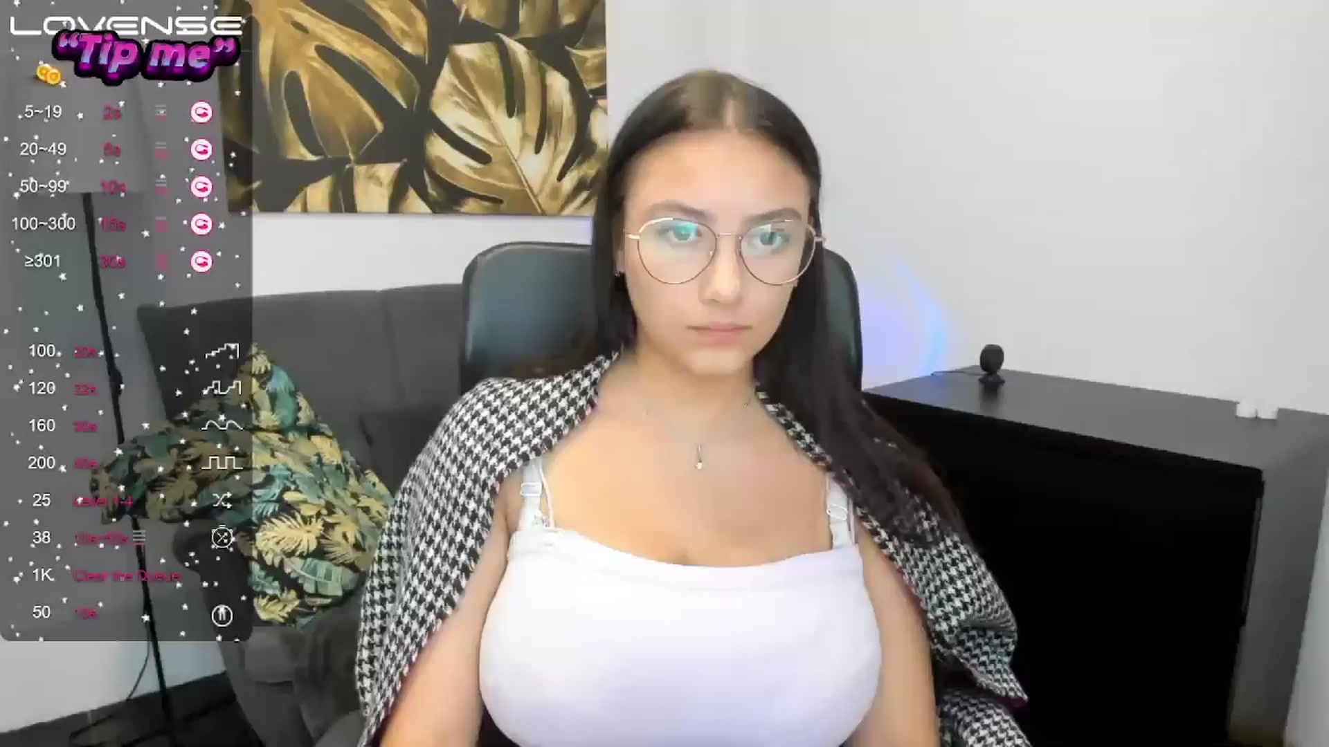 Gallery image thumbnail from SunfLowerr's myfreecams stream on, 09/30/2024, 14:59 image 19 of 20
