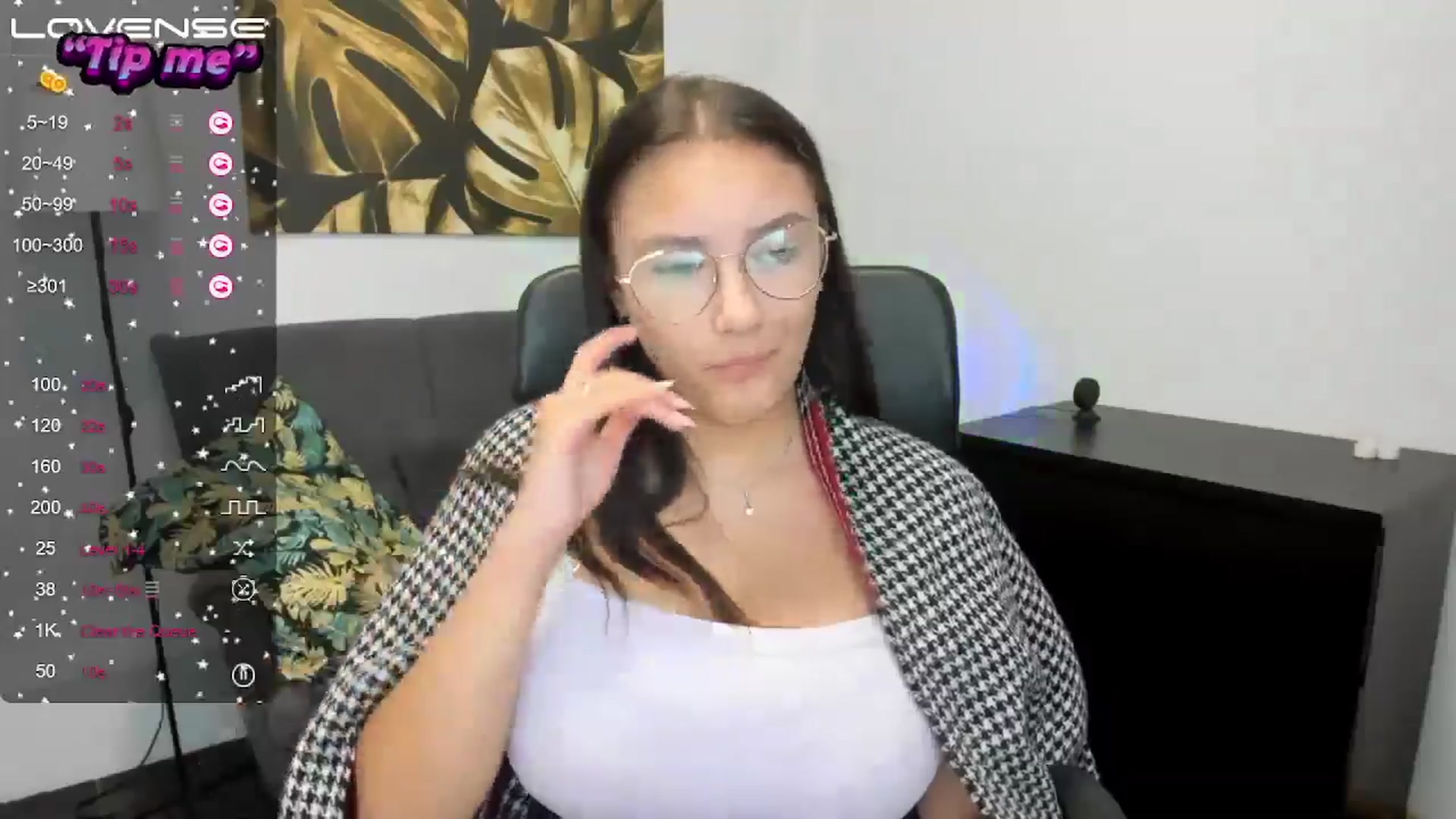 Gallery image thumbnail from SunfLowerr's myfreecams stream on, 09/30/2024, 14:59 image 20 of 20