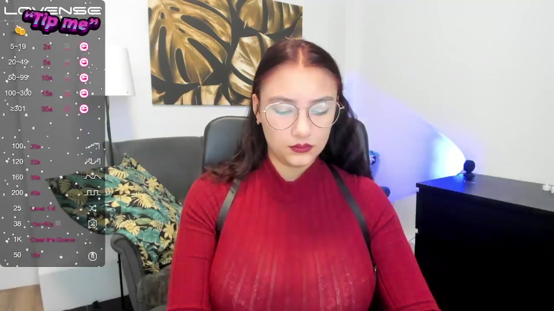 Gallery image thumbnail from SunfLowerr's myfreecams stream on, 10/04/2024, 12:47 image 6 of 20