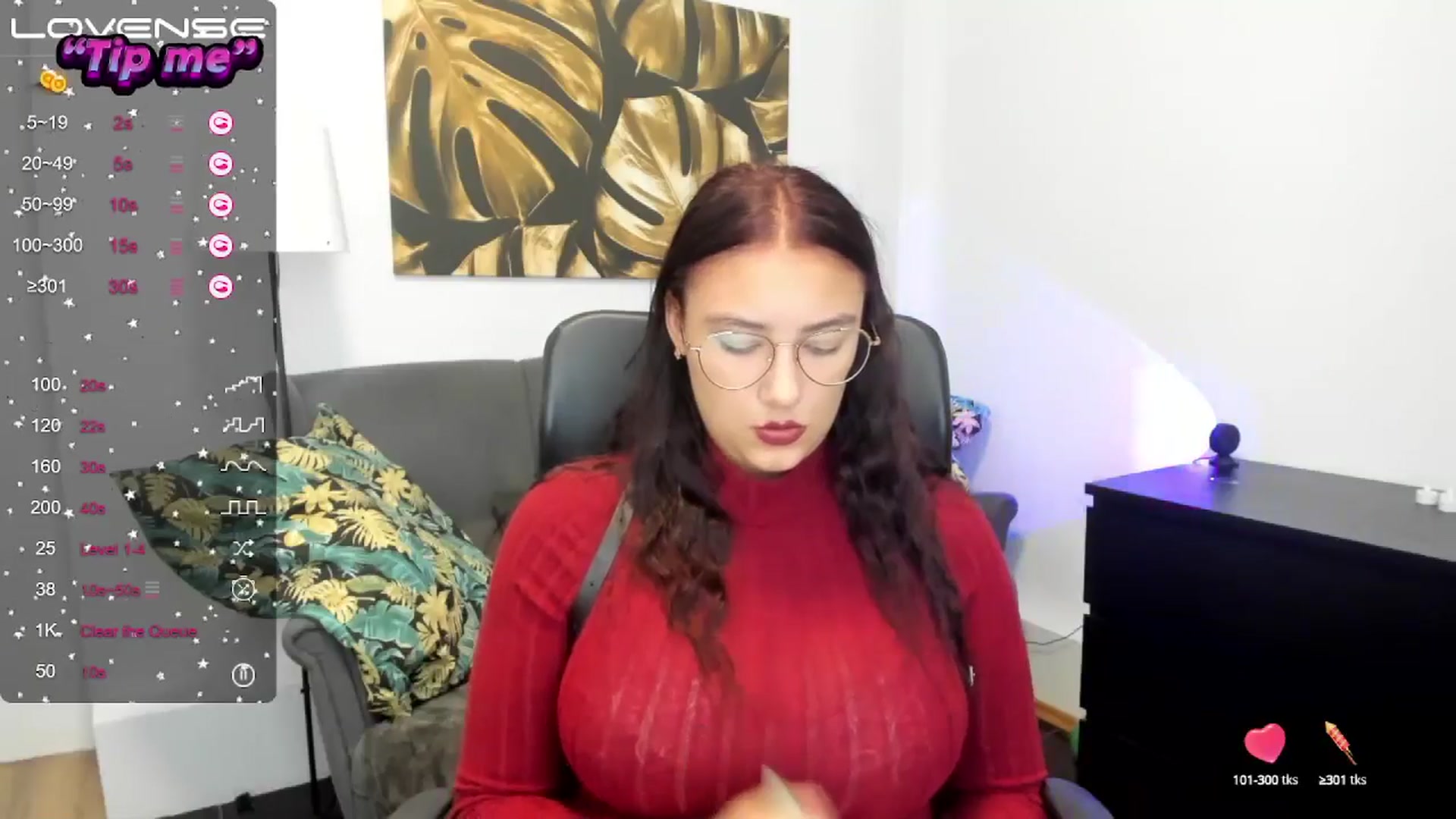 Gallery image thumbnail from SunfLowerr's myfreecams stream on, 10/04/2024, 16:29 image 12 of 20