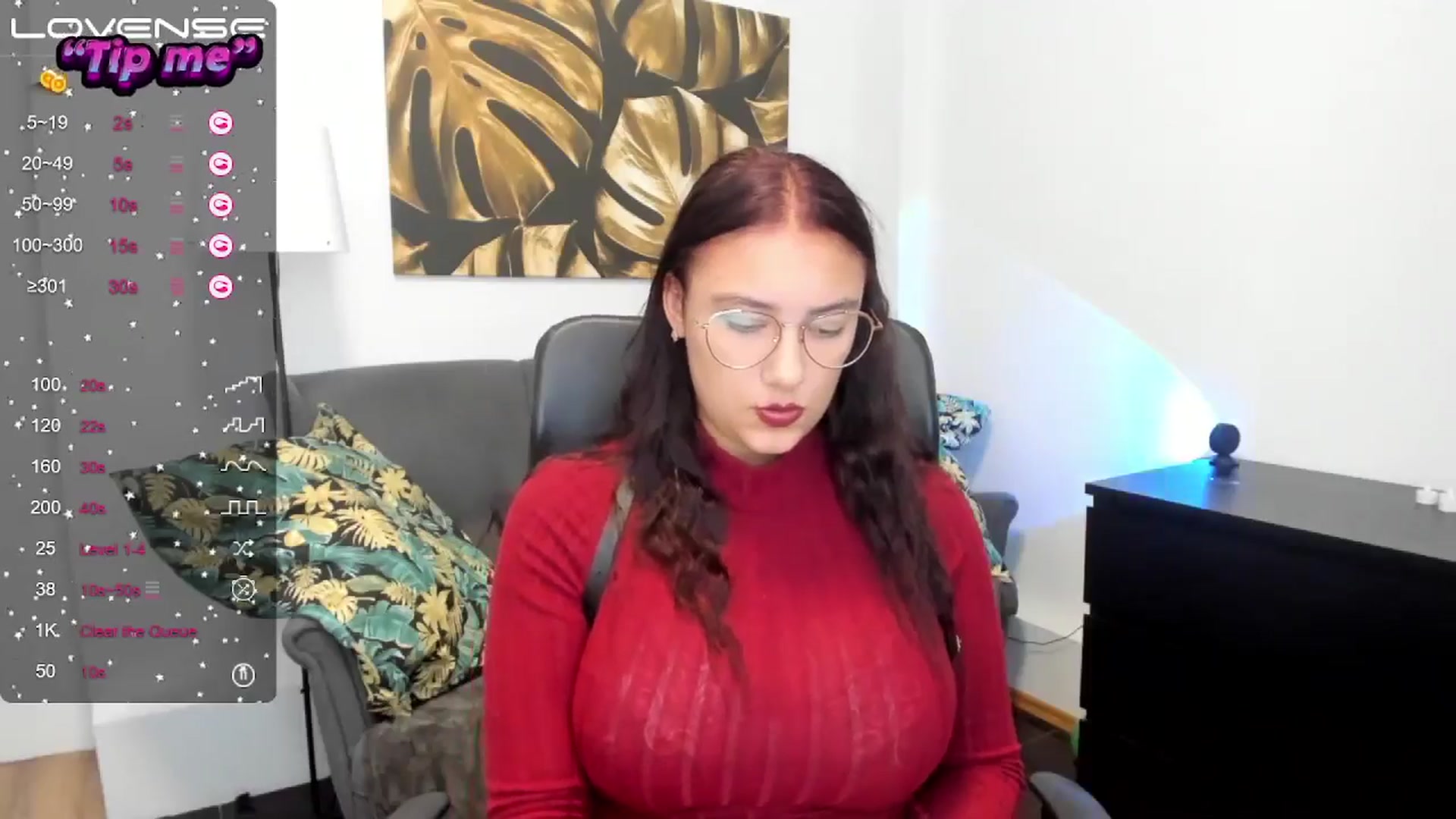 Gallery image thumbnail from SunfLowerr's myfreecams stream on, 10/04/2024, 16:29 image 9 of 20