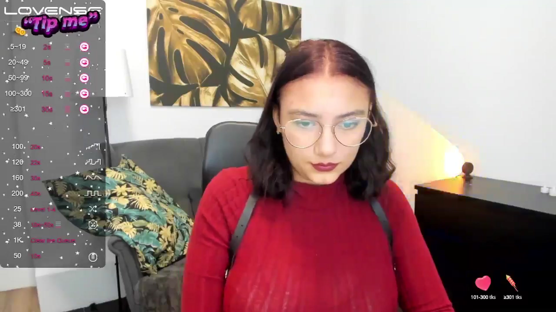Gallery image thumbnail from SunfLowerr's myfreecams stream on, 10/04/2024, 16:29 image 4 of 20