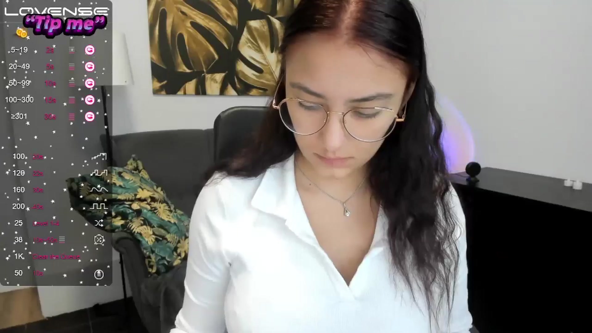 Gallery image thumbnail from SunfLowerr's myfreecams stream on, 10/05/2024, 15:28 image 20 of 20