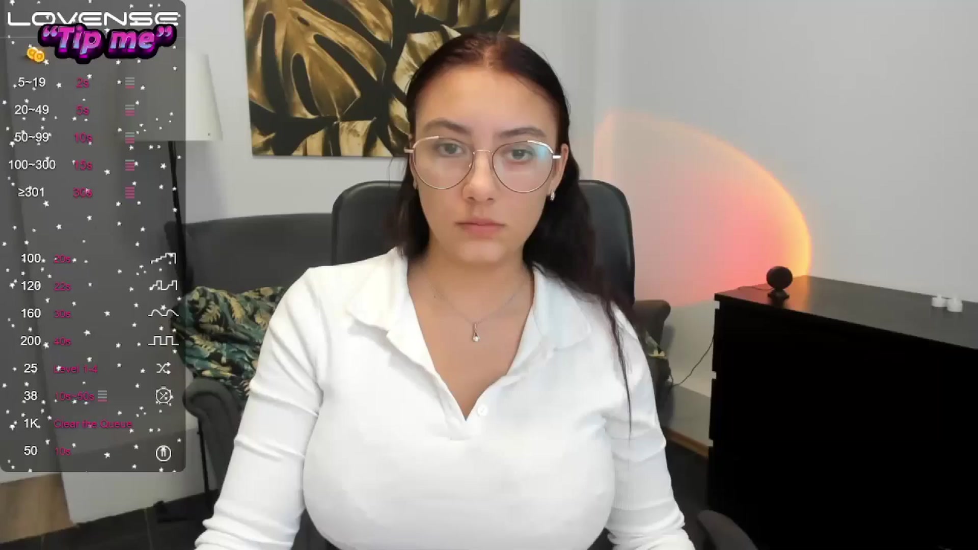 Gallery image thumbnail from SunfLowerr's myfreecams stream on, 10/05/2024, 18:55 image 11 of 20