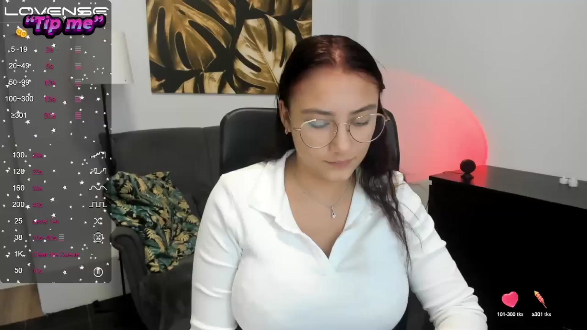 Gallery image thumbnail from SunfLowerr's myfreecams stream on, 10/05/2024, 18:55 image 19 of 20