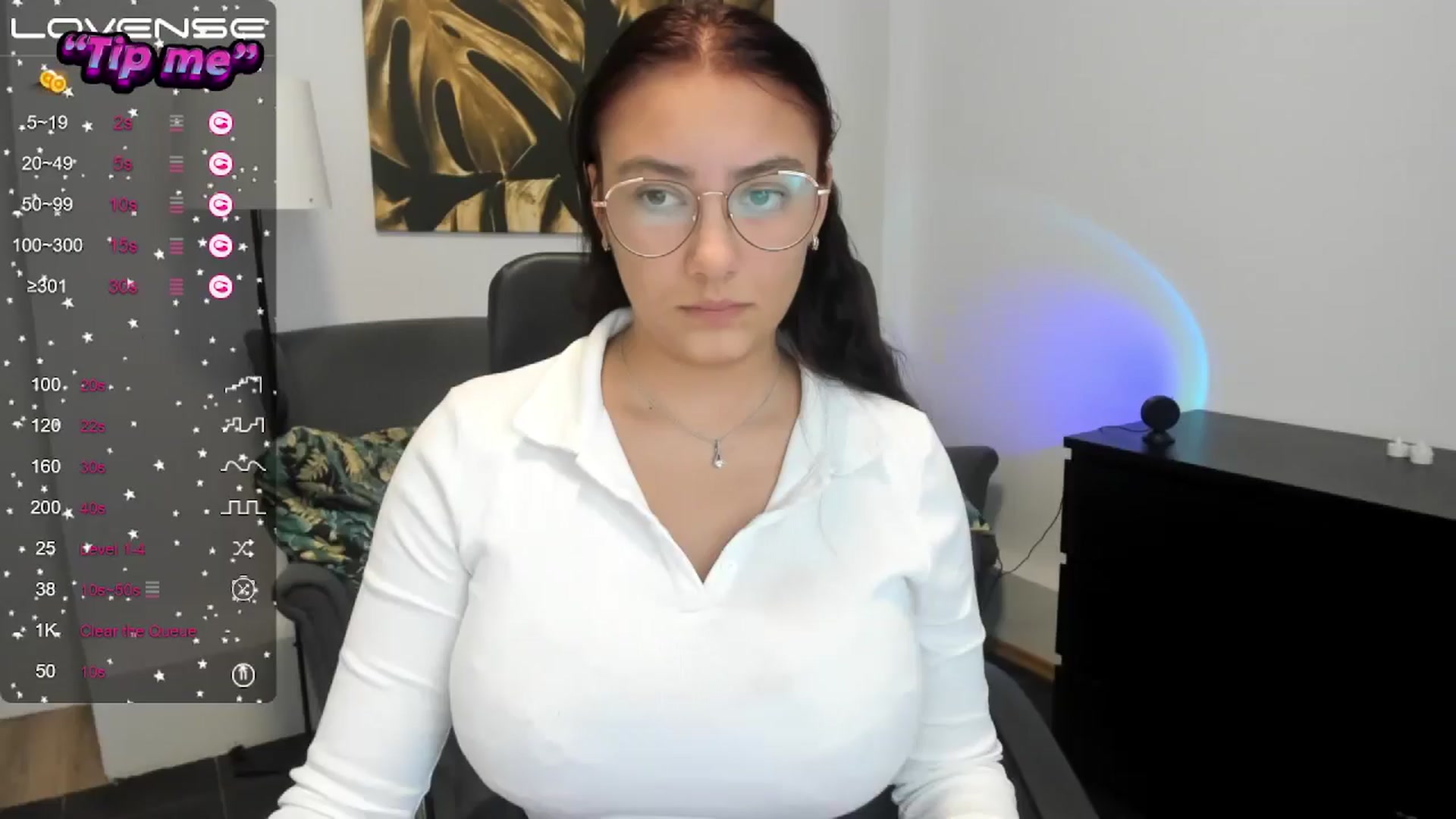 Gallery image thumbnail from SunfLowerr's myfreecams stream on, 10/05/2024, 19:50 image 1 of 20
