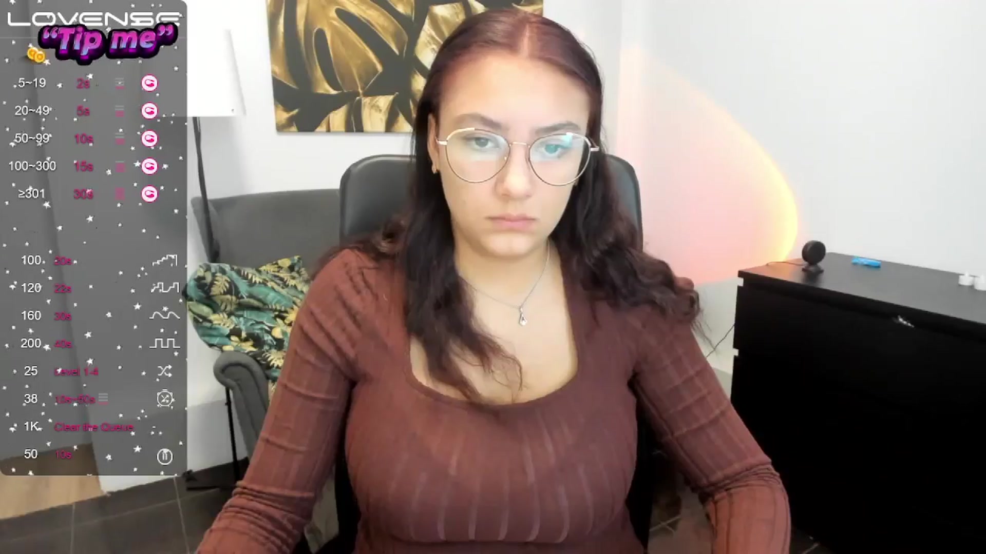 Gallery image thumbnail from SunfLowerr's myfreecams stream on, 10/06/2024, 14:09 image 5 of 20