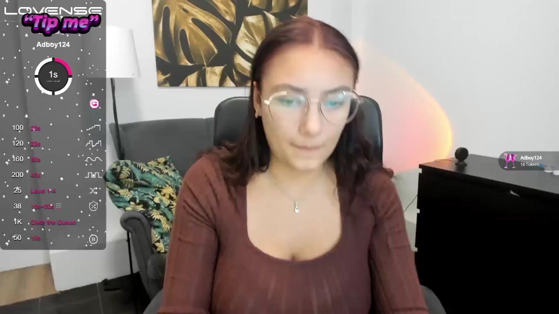 Gallery image thumbnail from SunfLowerr's myfreecams stream on, 10/06/2024, 15:24 image 17 of 20