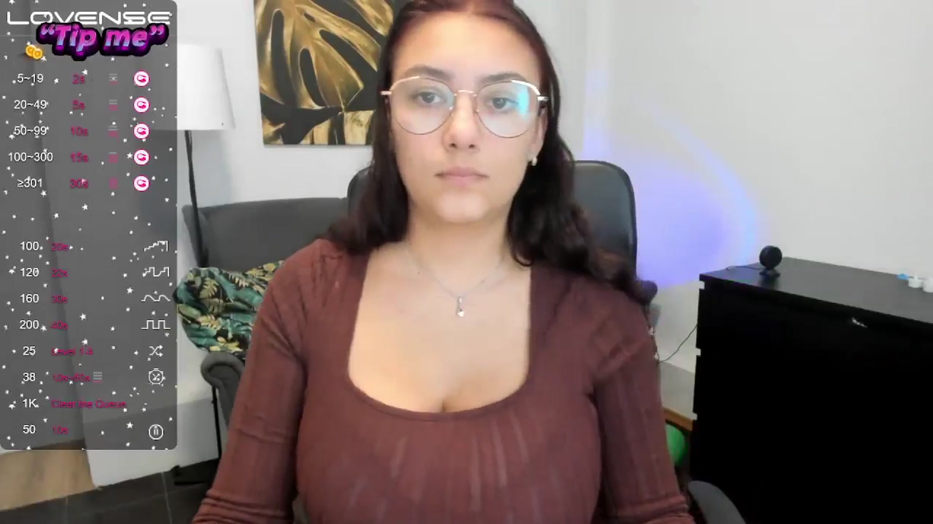 Gallery image thumbnail from SunfLowerr's myfreecams stream on, 10/06/2024, 16:29 image 10 of 20