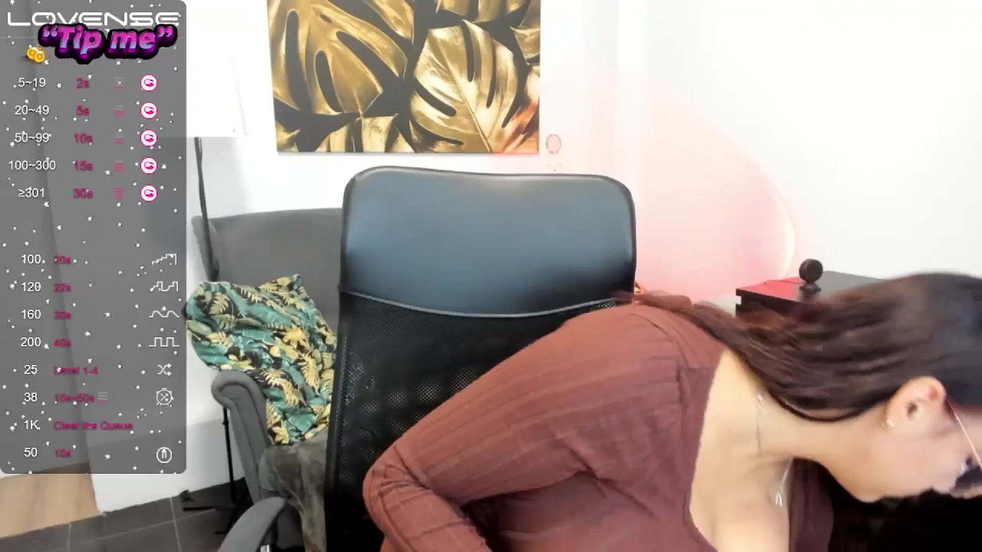 Gallery image thumbnail from SunfLowerr's myfreecams stream on, 10/06/2024, 17:18 image 14 of 20