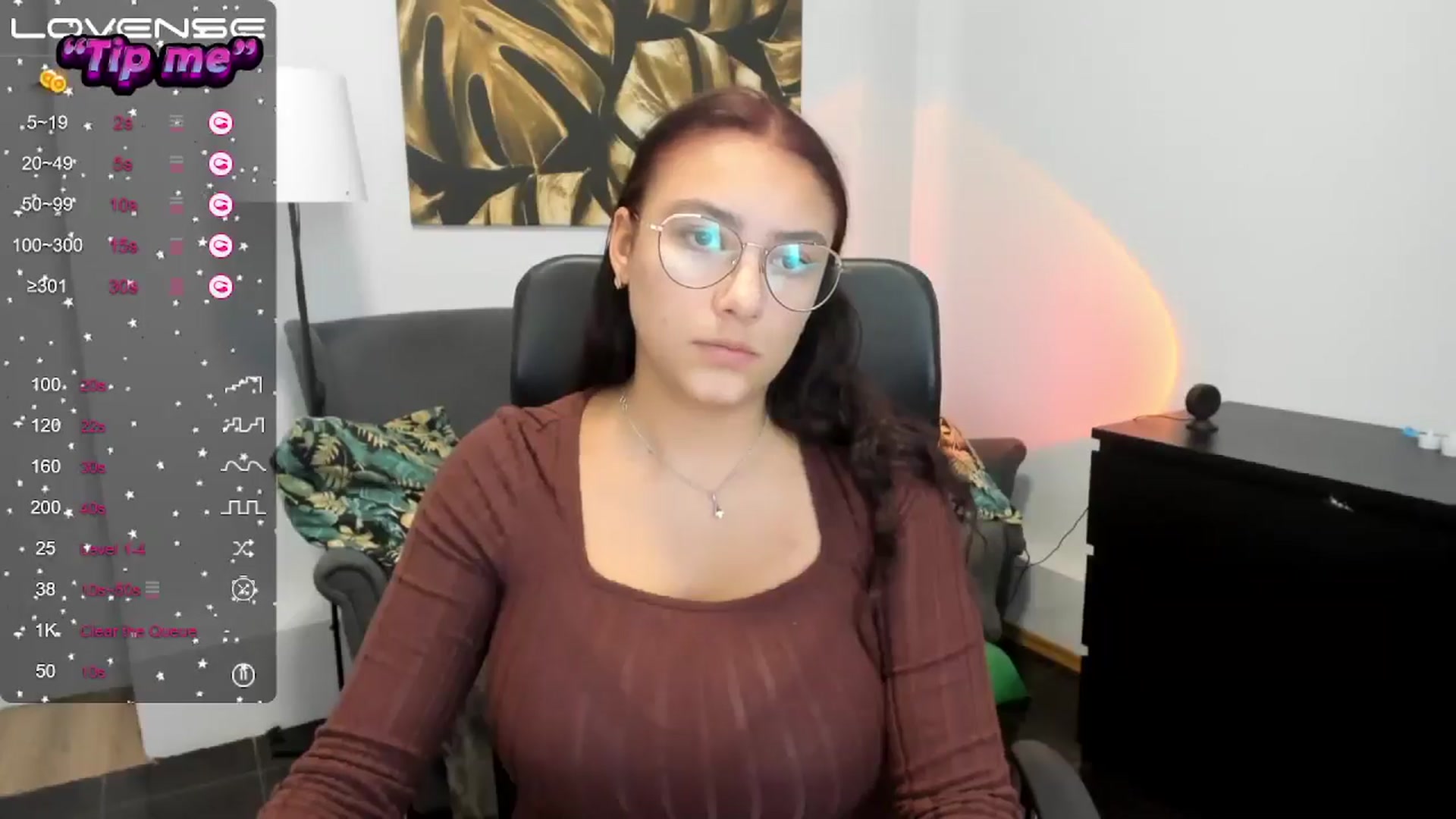 Gallery image thumbnail from SunfLowerr's myfreecams stream on, 10/06/2024, 17:18 image 8 of 20