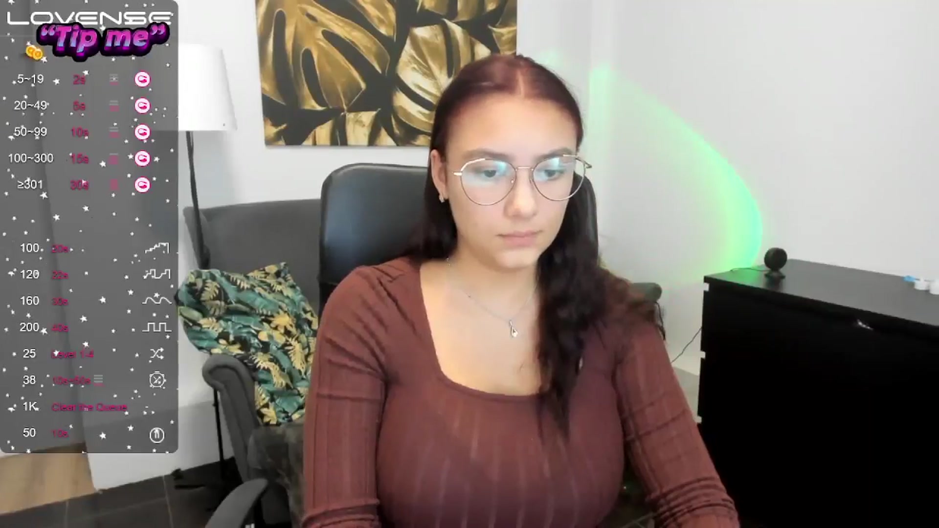 Gallery image thumbnail from SunfLowerr's myfreecams stream on, 10/06/2024, 17:18 image 15 of 20