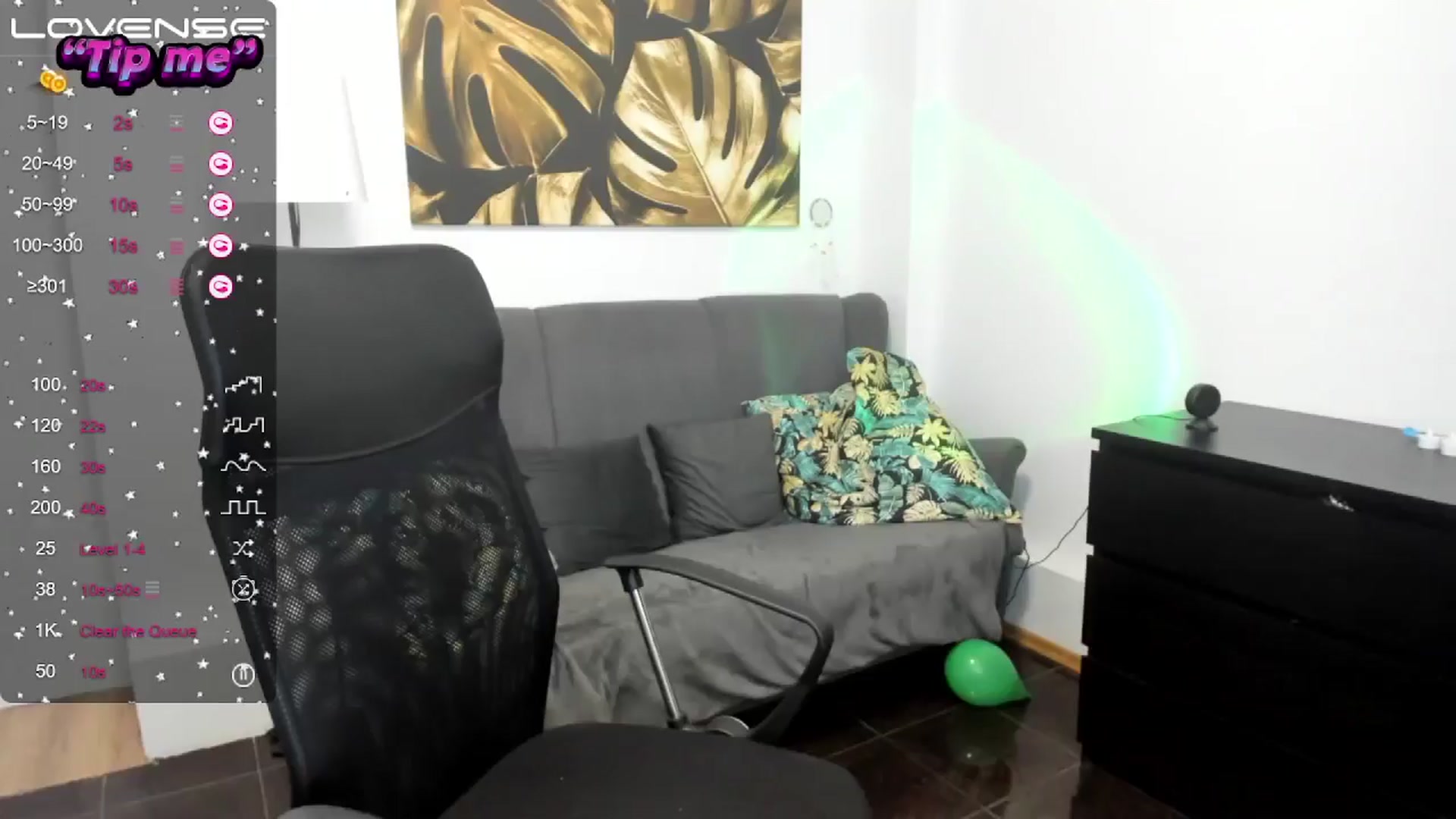 Gallery image thumbnail from SunfLowerr's myfreecams stream on, 10/06/2024, 19:06 image 1 of 20