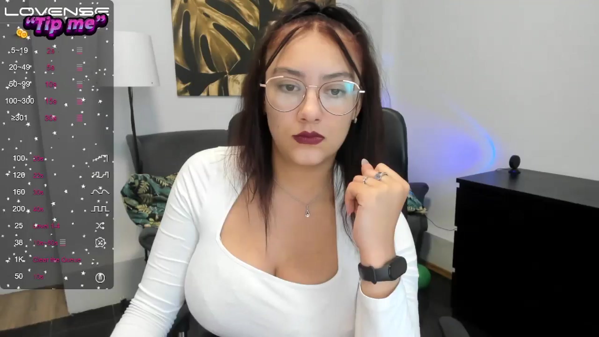 Gallery image thumbnail from SunfLowerr's myfreecams stream on, 10/07/2024, 16:32 image 8 of 20