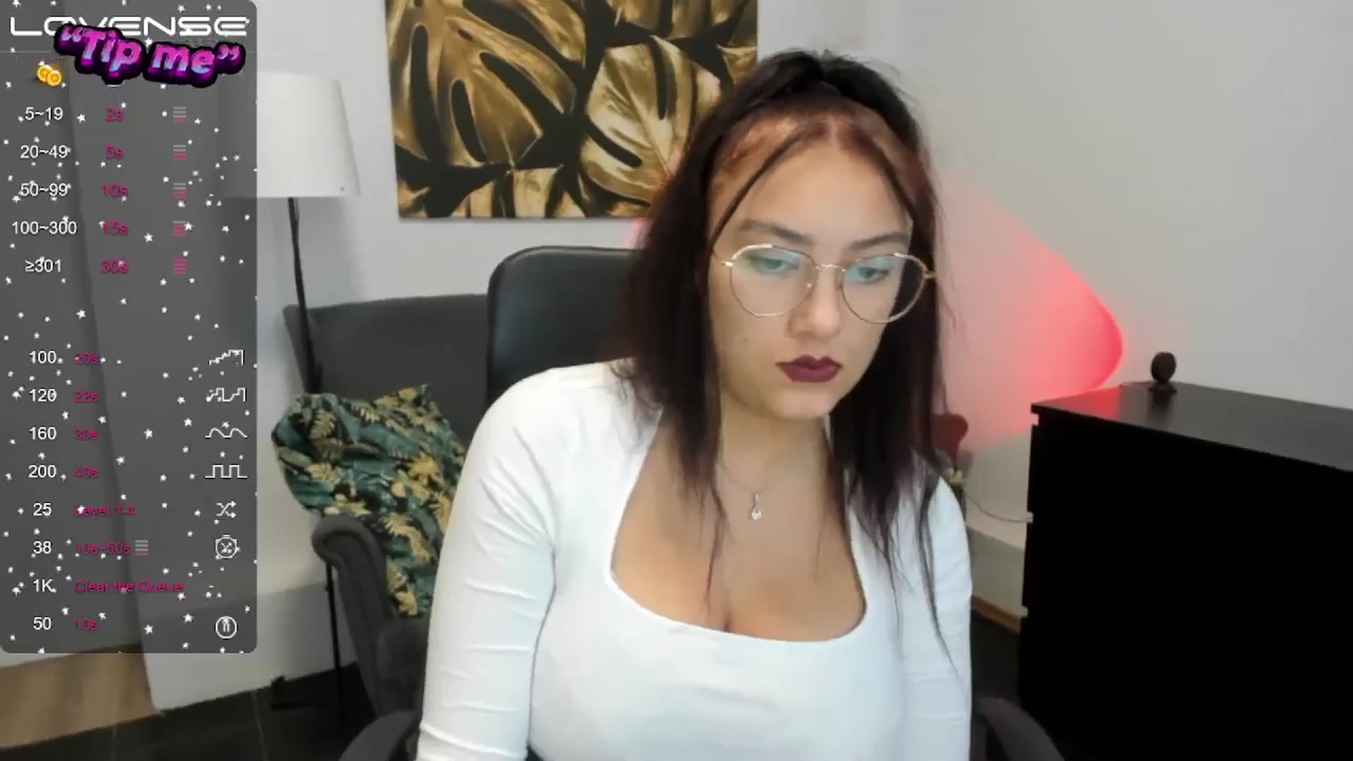 Gallery image thumbnail from SunfLowerr's myfreecams stream on, 10/07/2024, 16:32 image 6 of 20