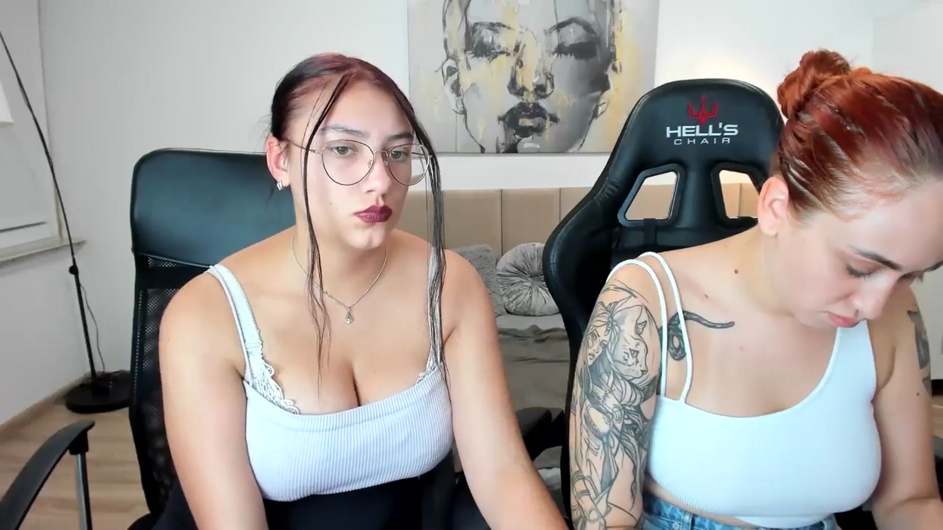 Gallery image thumbnail from SunfLowerr's myfreecams stream on, 10/07/2024, 18:12 image 19 of 20
