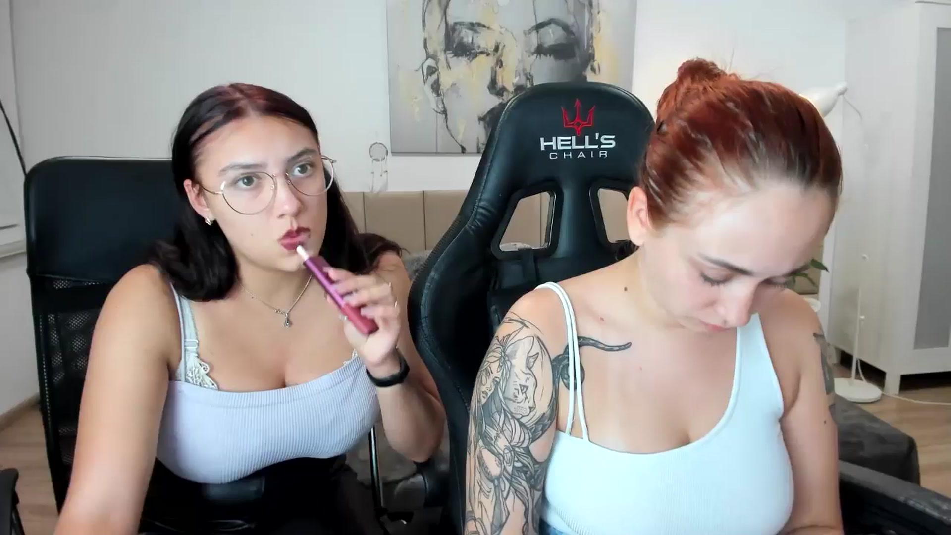 Gallery image thumbnail from SunfLowerr's myfreecams stream on, 10/07/2024, 19:57 image 1 of 20