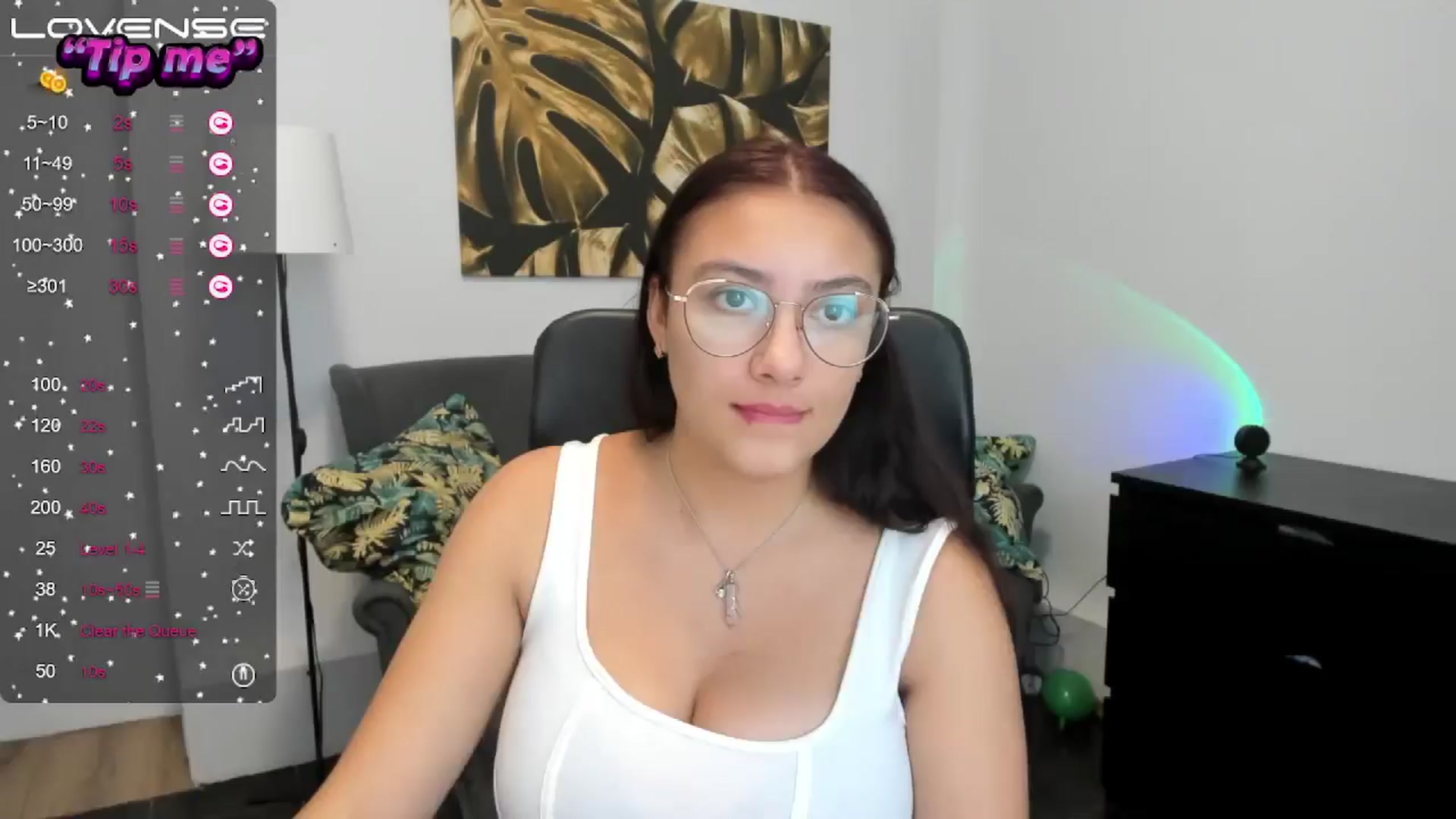 Gallery image thumbnail from SunfLowerr's myfreecams stream on, 10/10/2024, 14:02 image 2 of 20