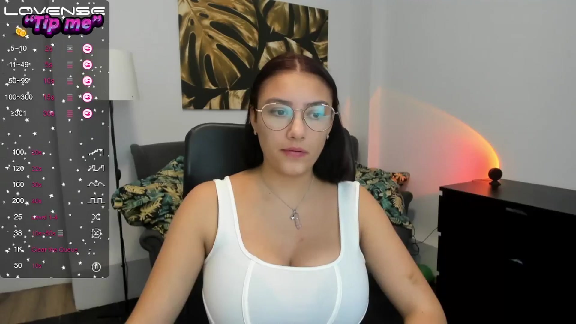 Gallery image thumbnail from SunfLowerr's myfreecams stream on, 10/10/2024, 14:02 image 12 of 20