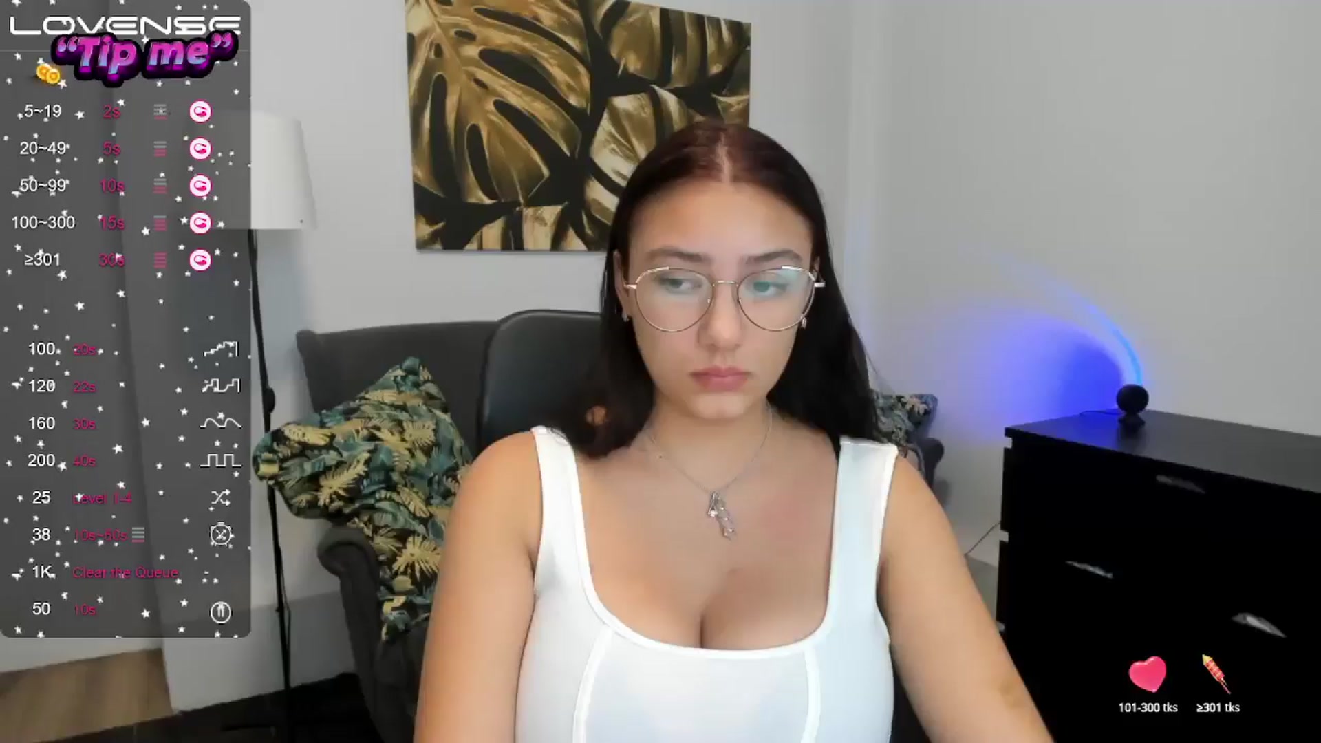 Gallery image thumbnail from SunfLowerr's myfreecams stream on, 10/10/2024, 15:57 image 11 of 20