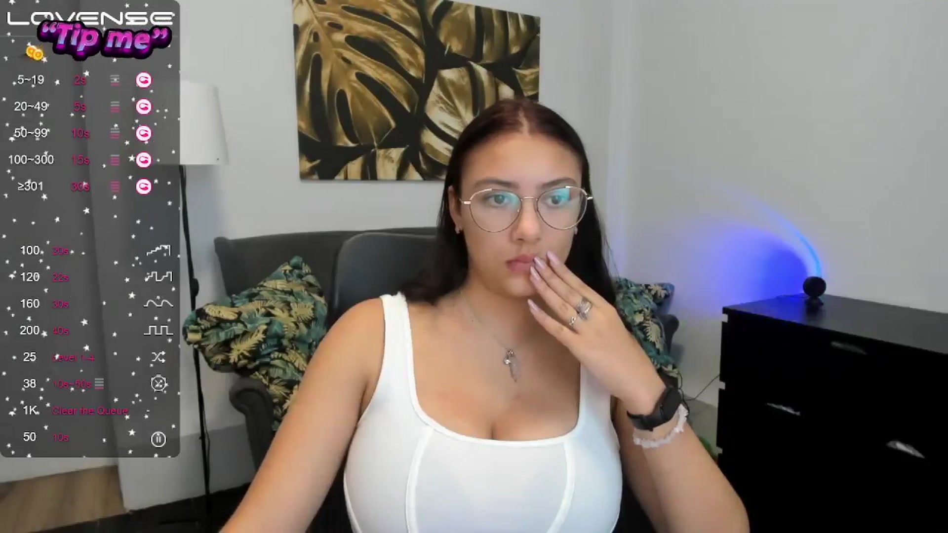 Gallery image thumbnail from SunfLowerr's myfreecams stream on, 10/10/2024, 15:57 image 8 of 20
