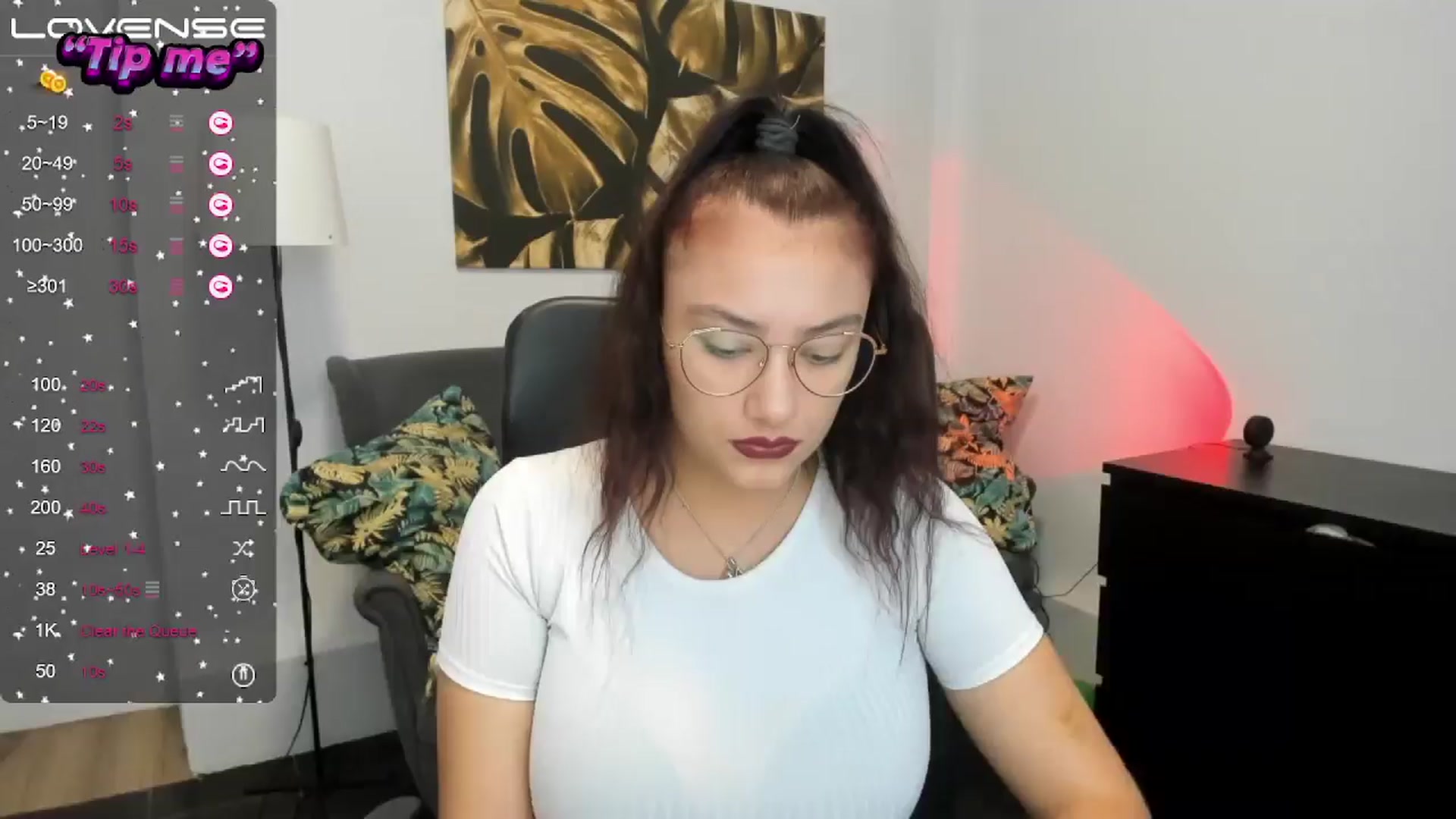 Gallery image thumbnail from SunfLowerr's myfreecams stream on, 10/11/2024, 16:06 image 4 of 20