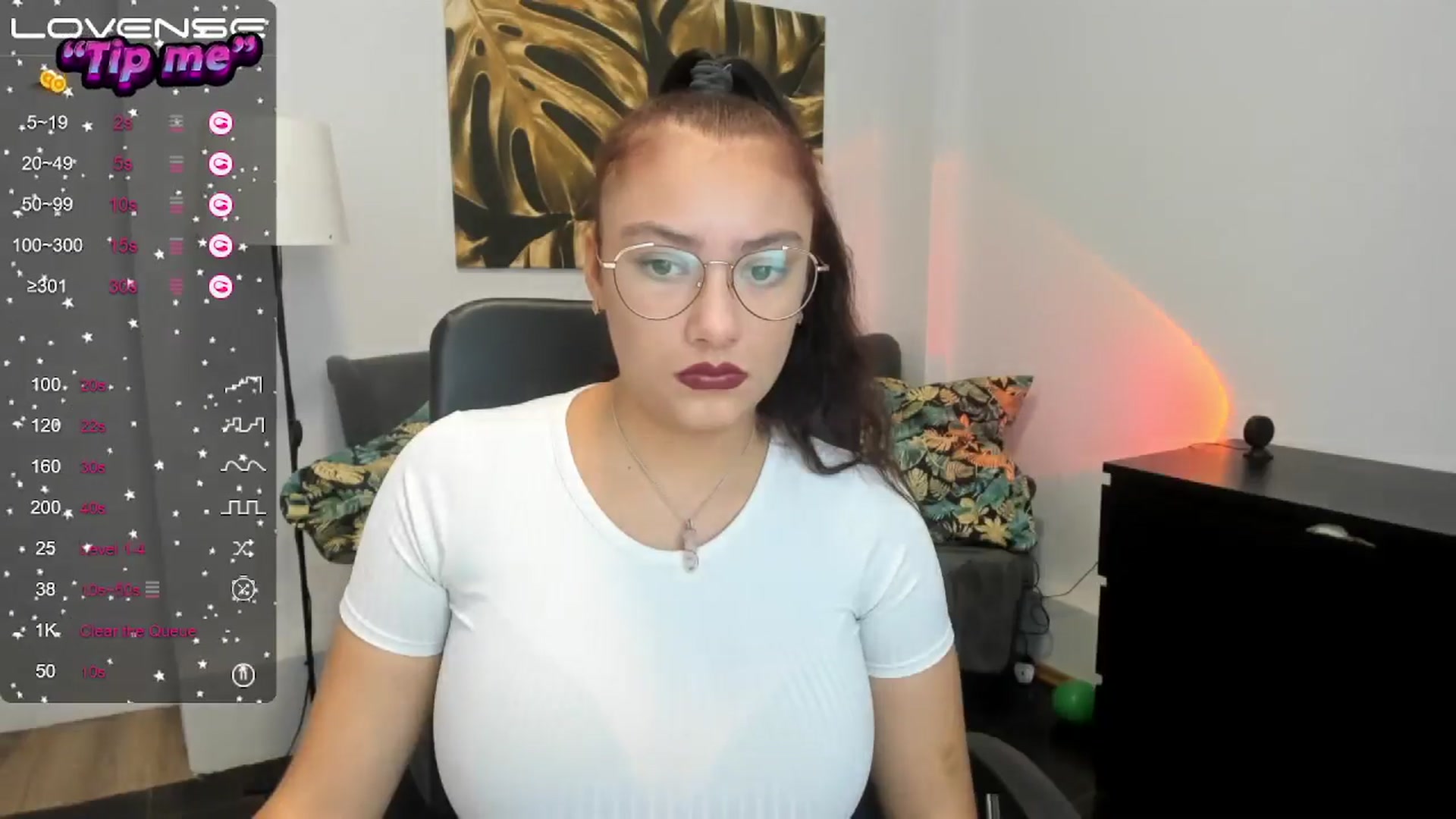 Gallery image thumbnail from SunfLowerr's myfreecams stream on, 10/11/2024, 16:06 image 20 of 20