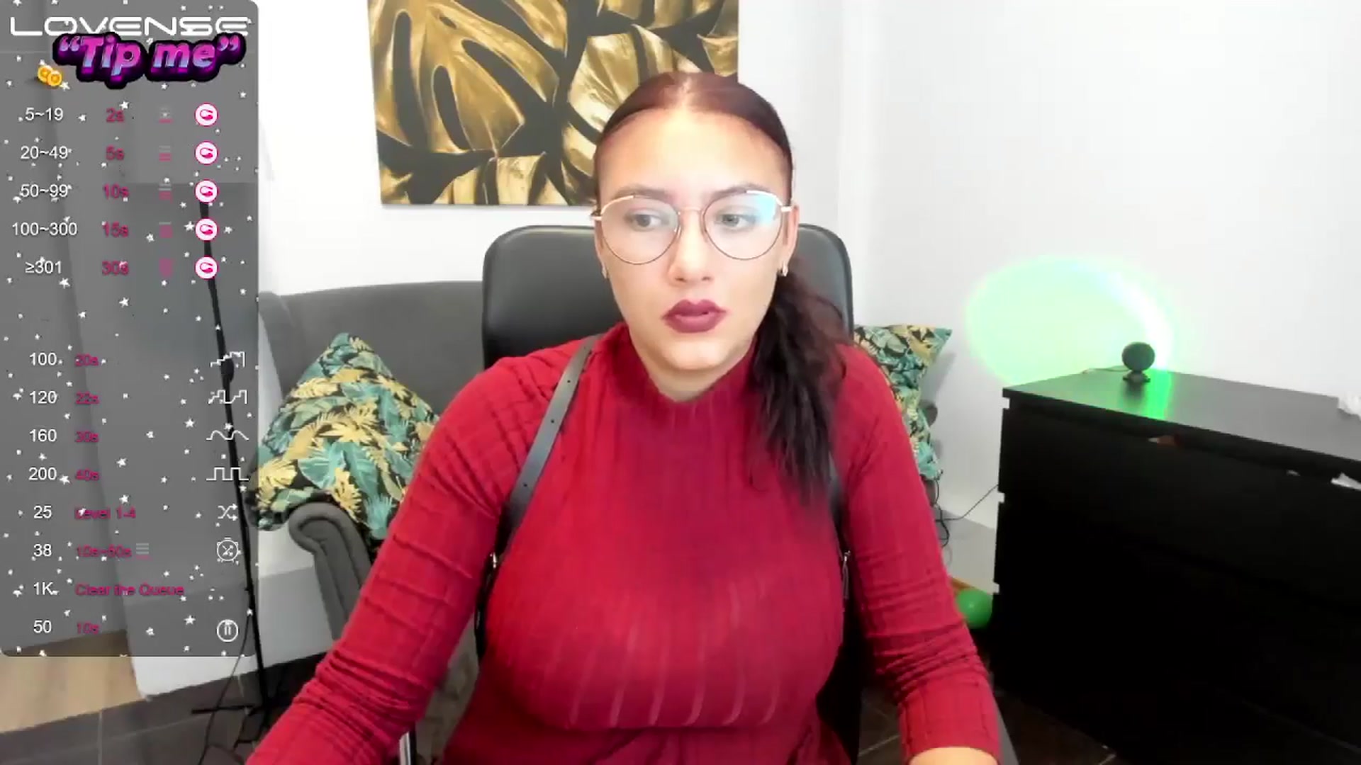 Gallery image thumbnail from SunfLowerr's myfreecams stream on, 10/12/2024, 19:59 image 18 of 20